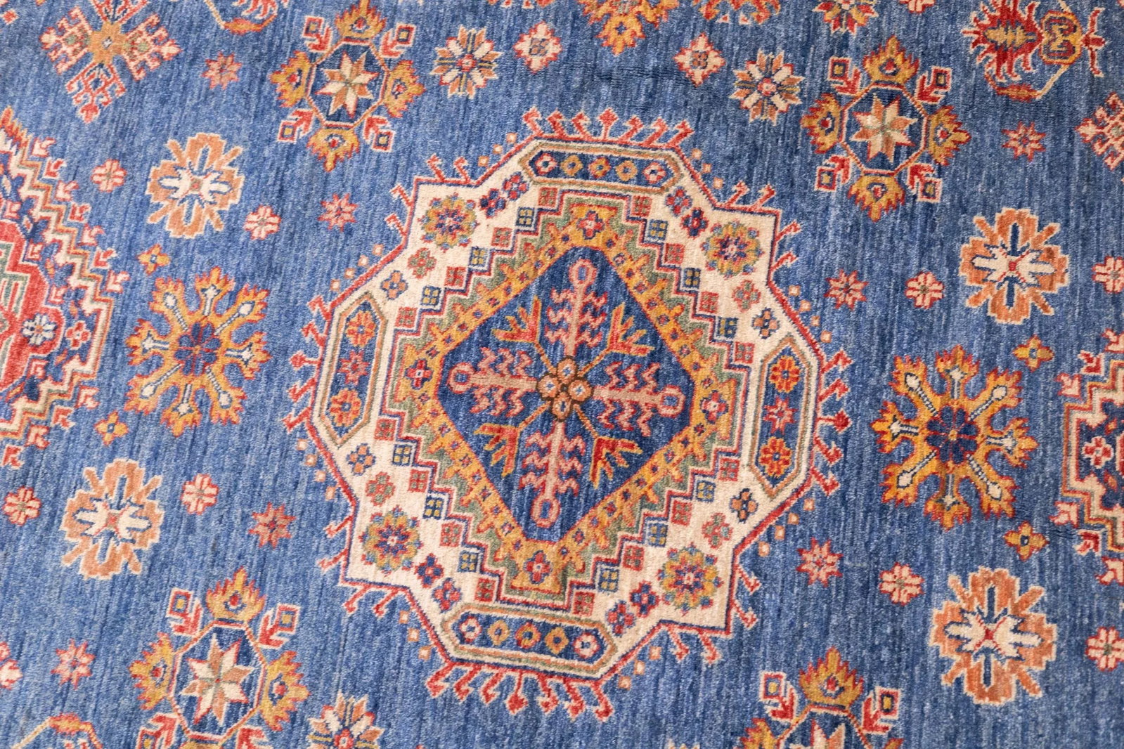 Pak Kazak Rug 5'9'' X 8'3'' - 10