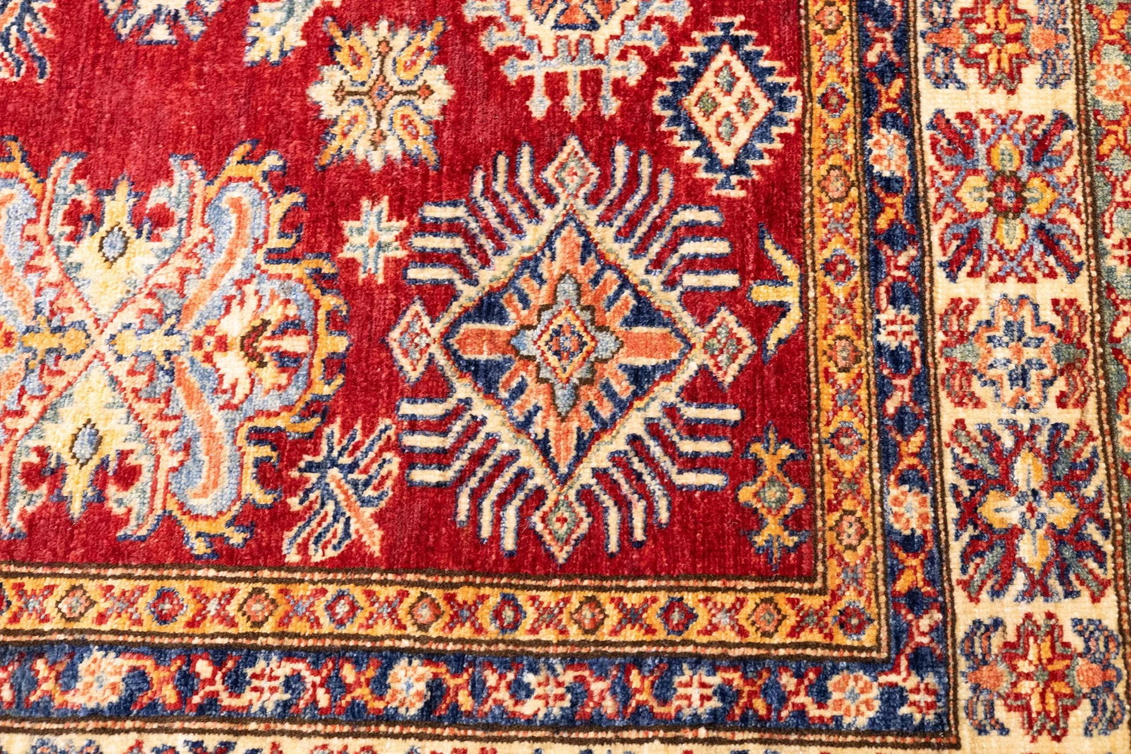 Pak Kazak Rug 5'1'' X 6'5'' - 7