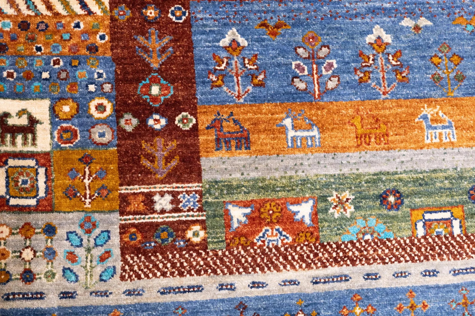 Contemporary Gabbeh Rug 5'9'' X 8'0" - 5