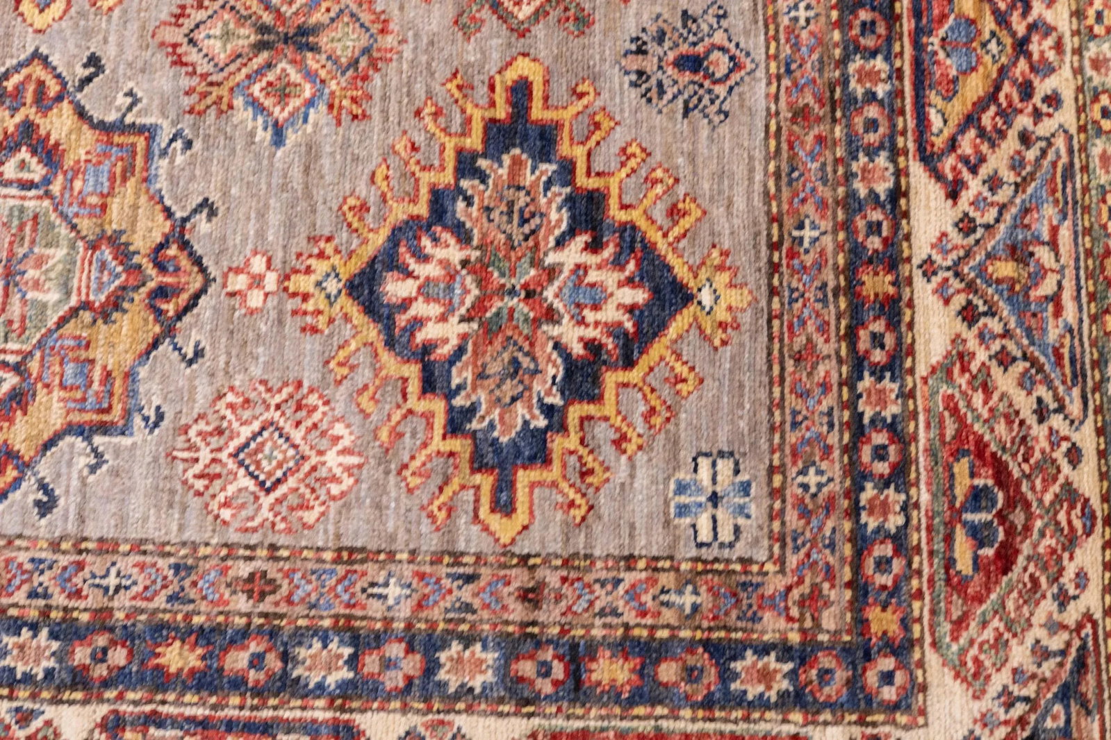 Pak Kazak Rug 5'1'' X 6'6'' - 7