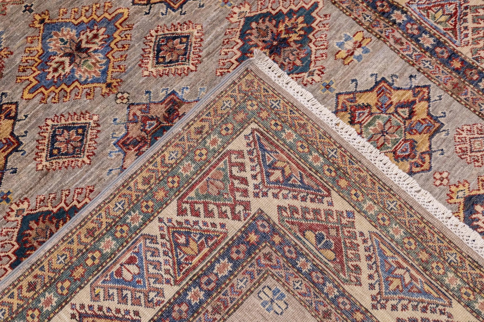 Pak Kazak Rug 5'1'' X 6'6'' - 8