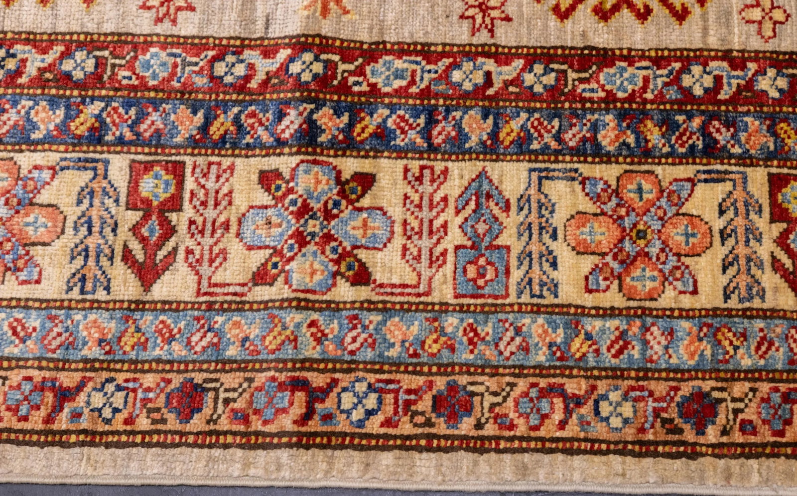 Pak Kazak Rug 4'11'' X 7'3'' - 8