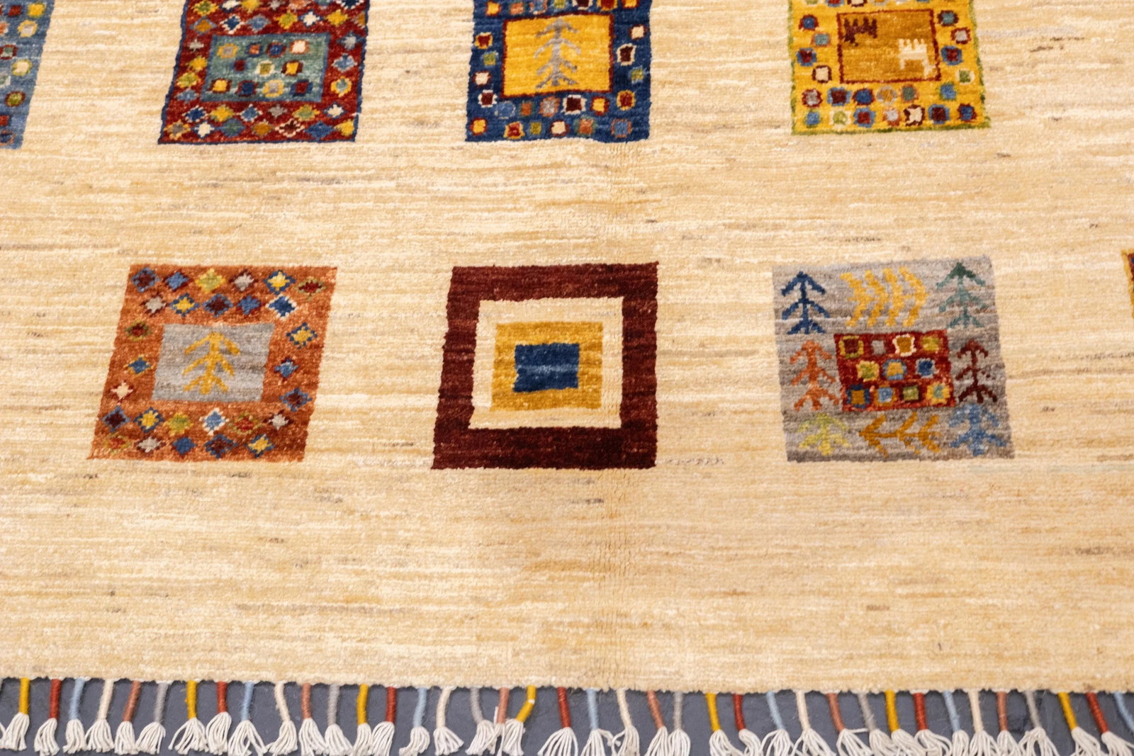 Contemporary Gabbeh Rug 4'11'' X 6'7'' - 10