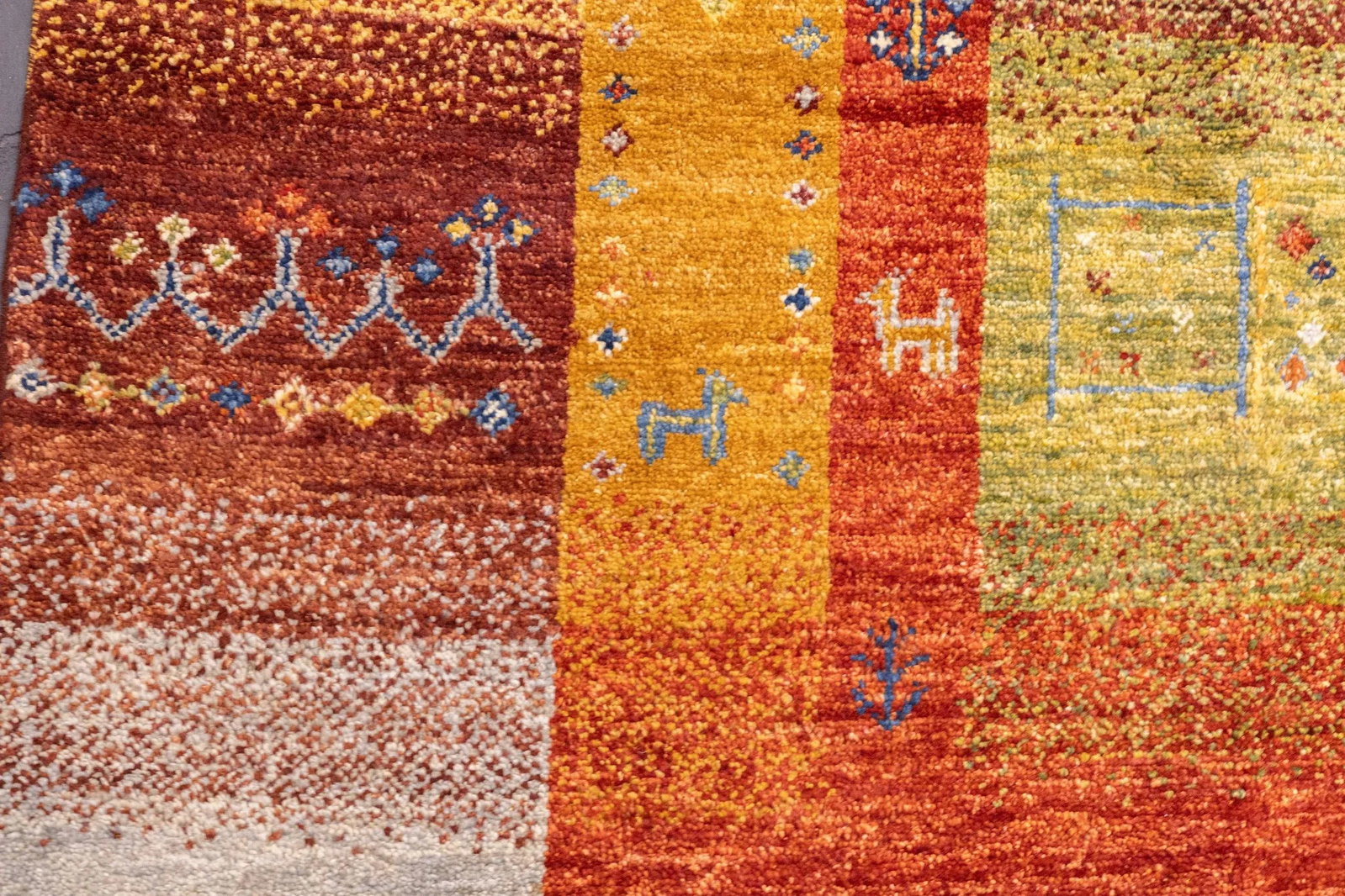 Contemporary Gabbeh Rug 6'8'' X 9'7'' - 9