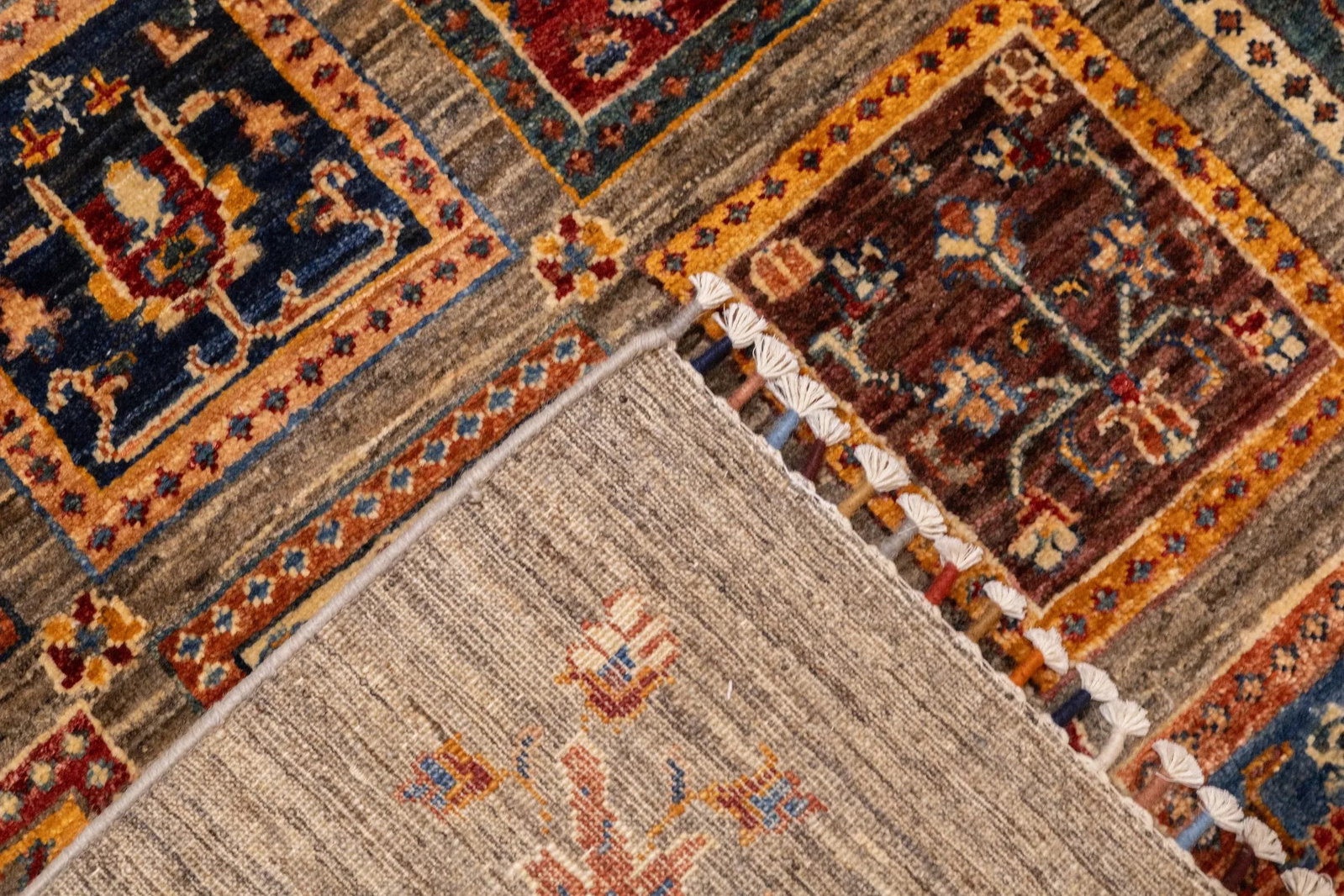 Contemporary Gabbeh Rug 6'10'' X 9'11'' - 4