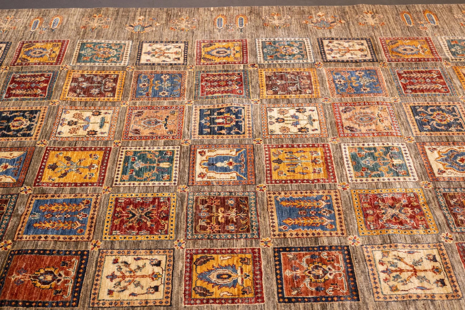 Contemporary Gabbeh Rug 6'10'' X 9'11'' - 8