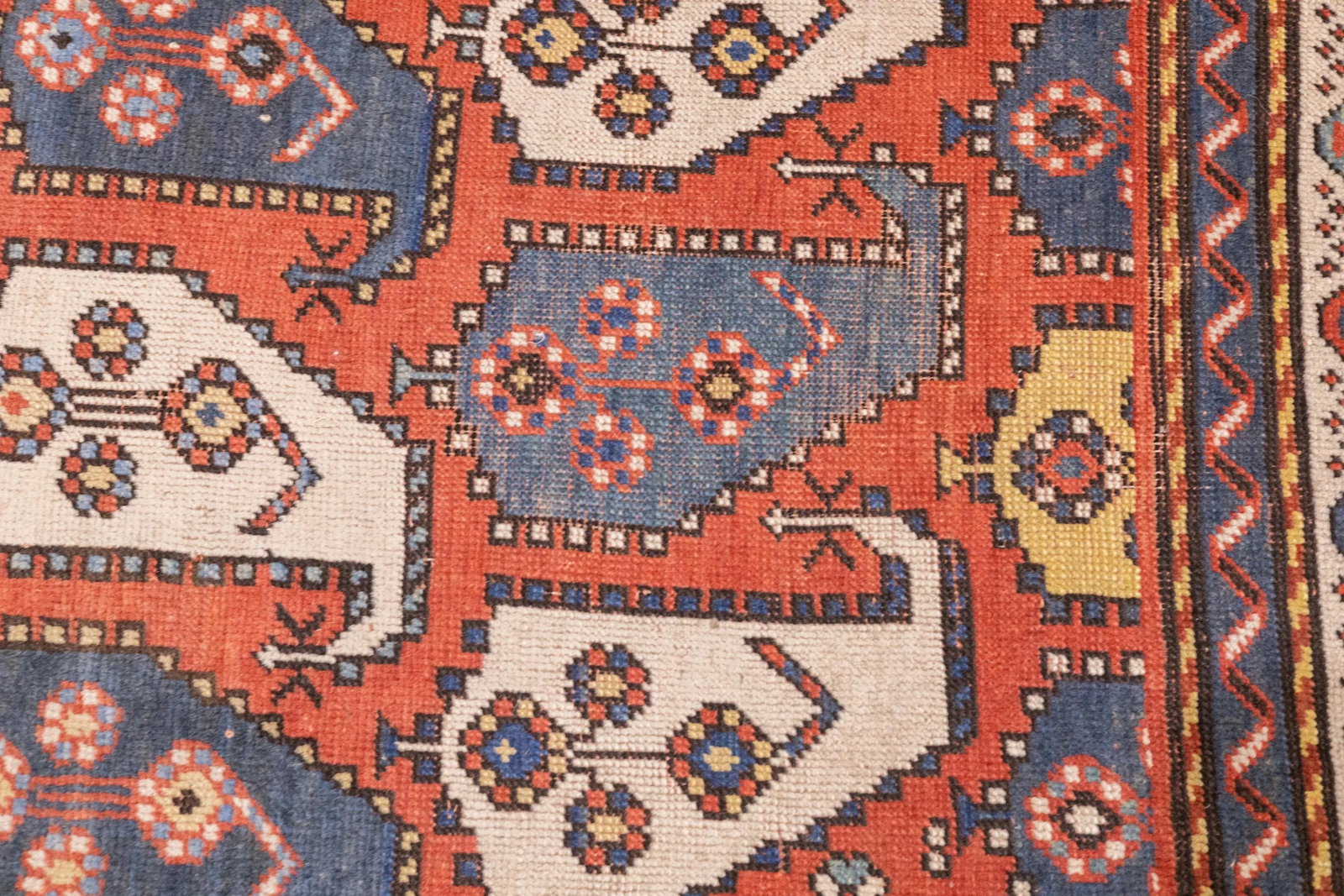 Late 19th Century Kazak Rug 3'9'' X 6'1'' - 5