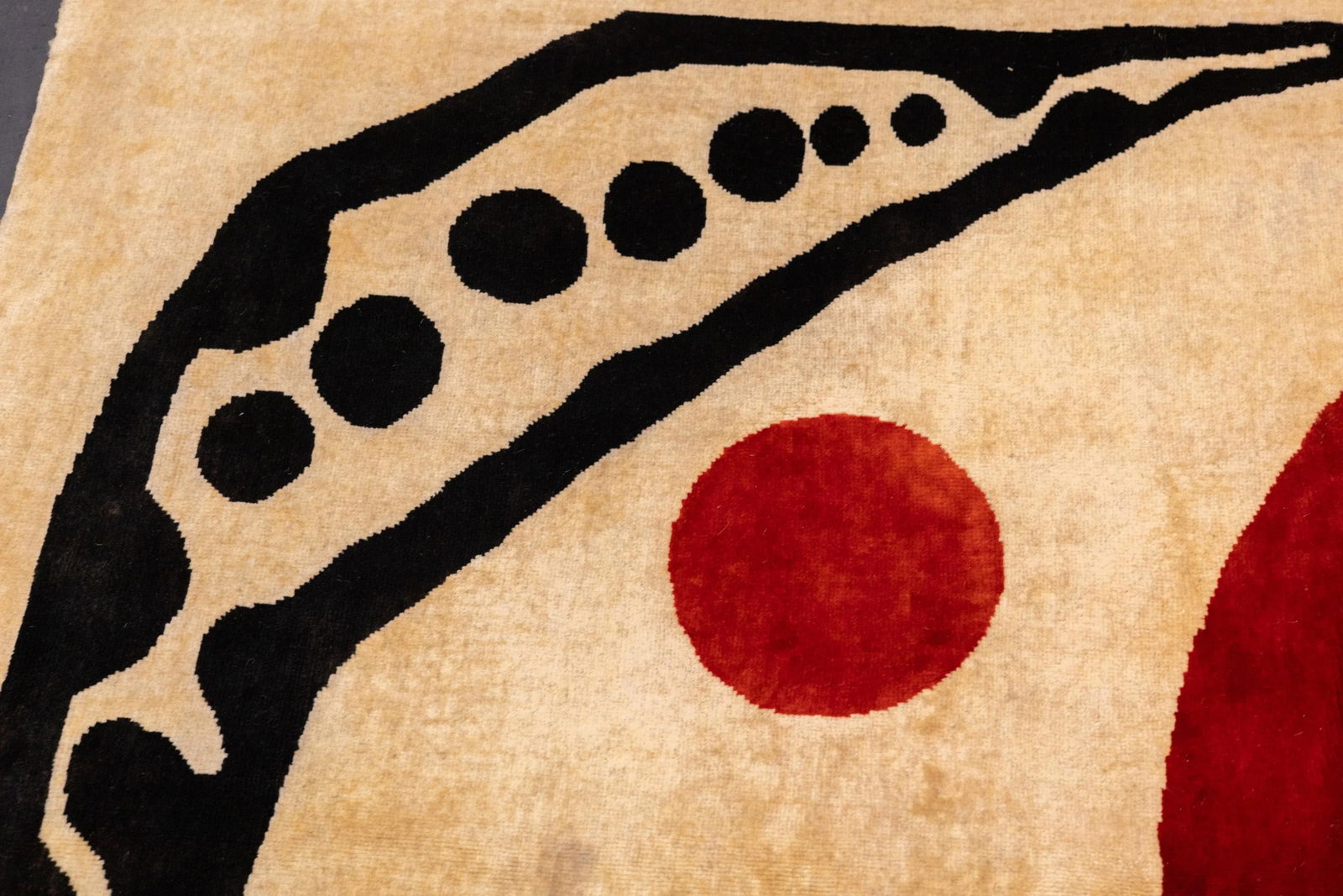Mid 20th Century French Artistic Wool Rug Inspired by Calder 4'10'' X 6'6'' - 8