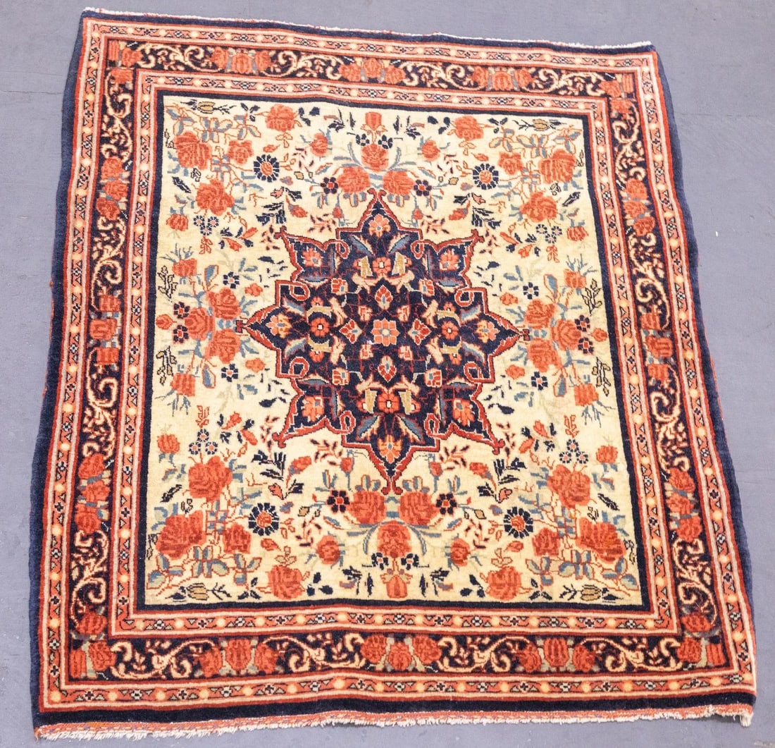 Early 20th Century Fine Antique Persian Bijar Rug 2'4'' X 2'9'' - 4