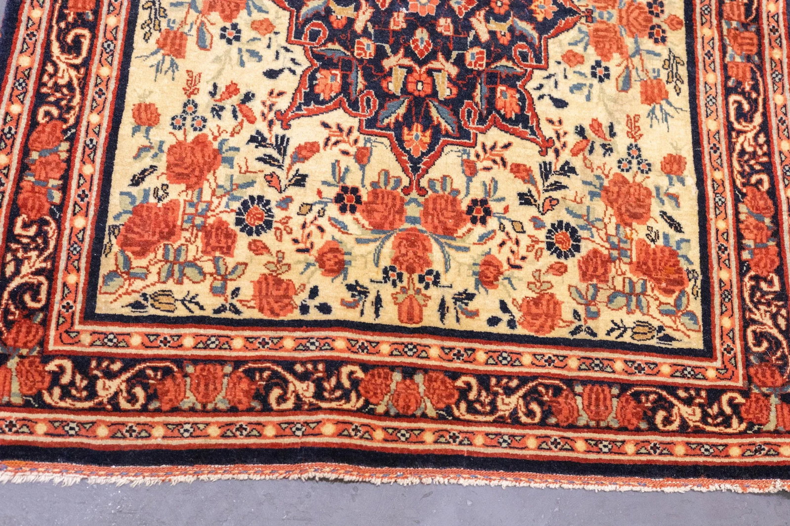 Early 20th Century Fine Antique Persian Bijar Rug 2'4'' X 2'9'' - 6