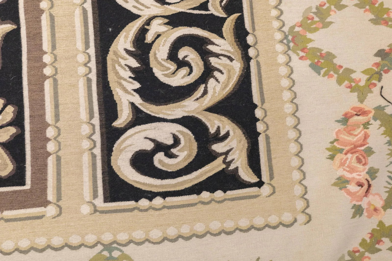 Aubusson Flat Weave Wool Rug 12'0" X 15'0" - 6