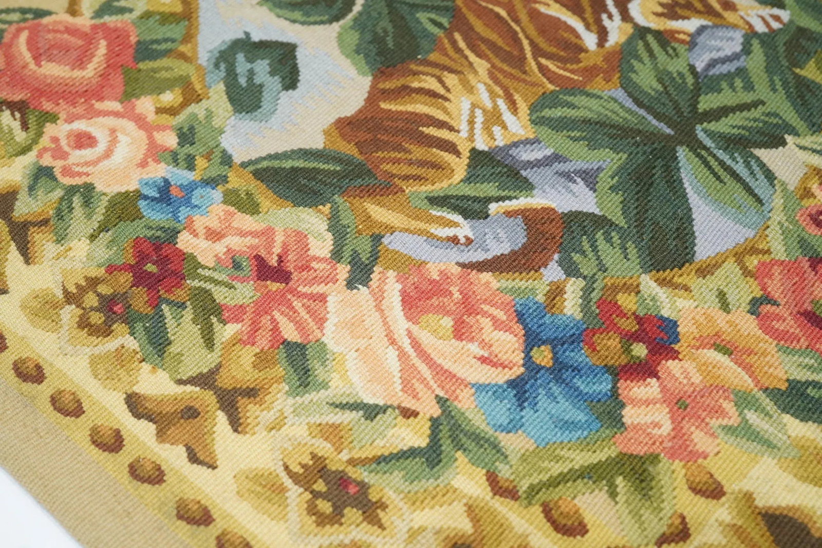 Aubusson Flat Weave Wool Rug 6'0" X 9'0" - 7