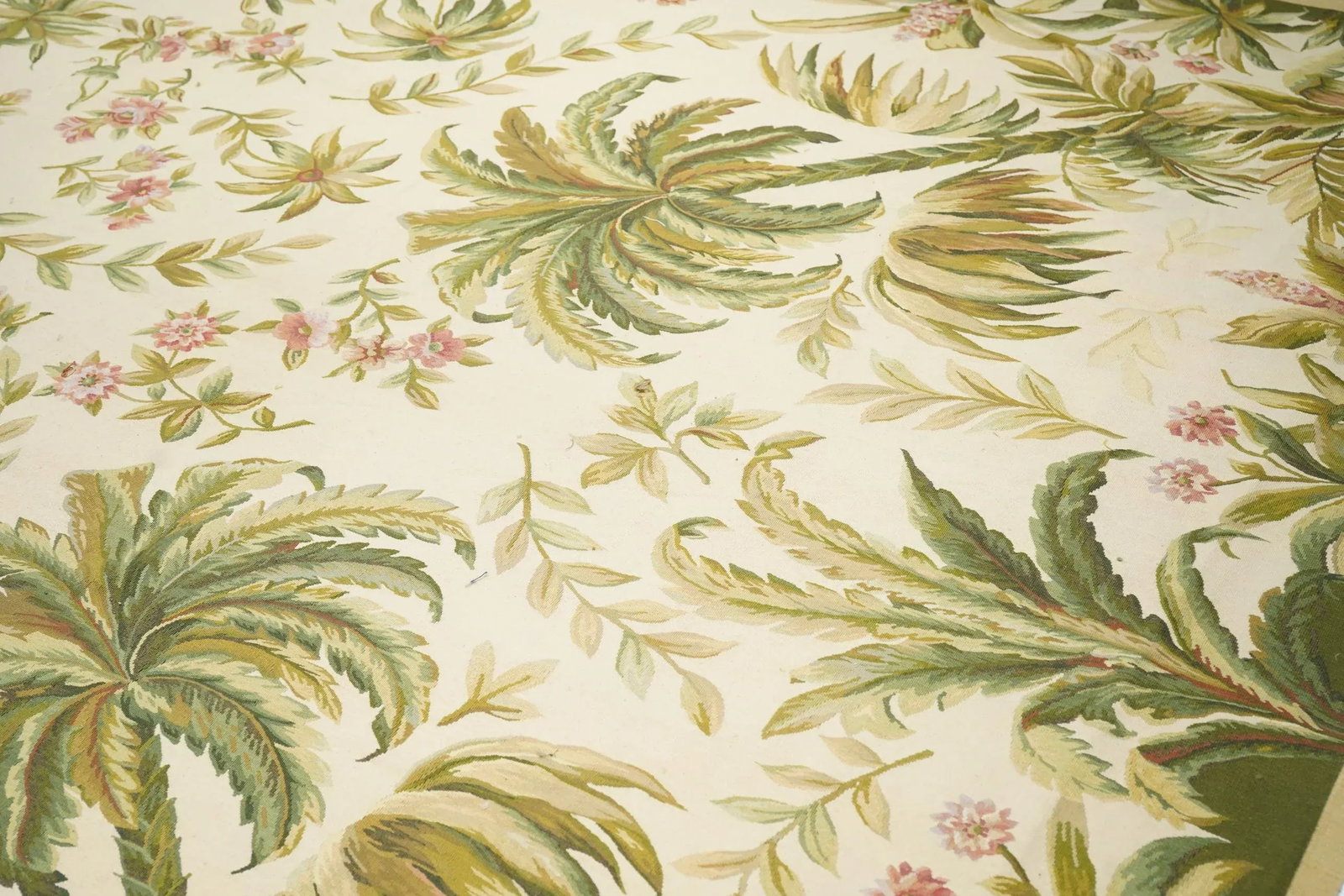 Aubusson Flat Weave Wool Rug 12'0" X 15'0" - 5
