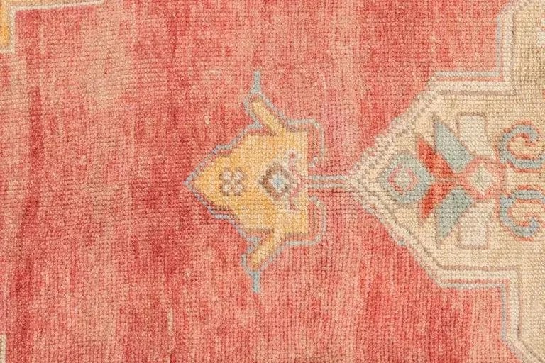Vintage Turkish Rug 4'8'' X 8'4'' - 9