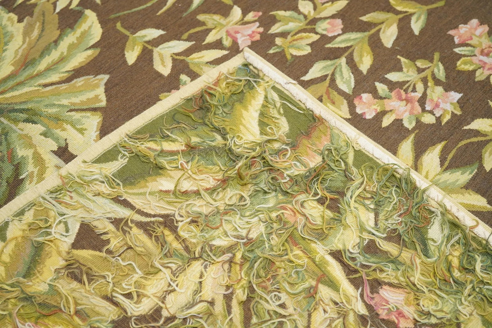 Aubusson Flat Weave Wool Rug 6'0" X 9'0" - 8