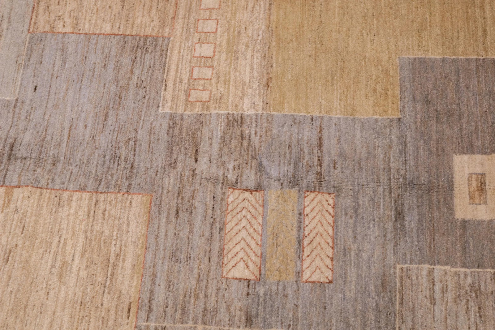 Contemporary Gabbeh Rug 4'10'' X 6'6'' - 10