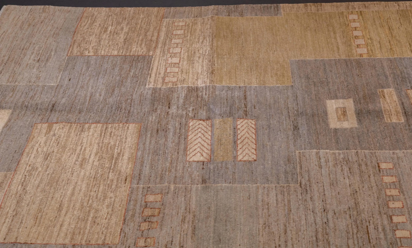 Contemporary Gabbeh Rug 4'10'' X 6'6'' - 5