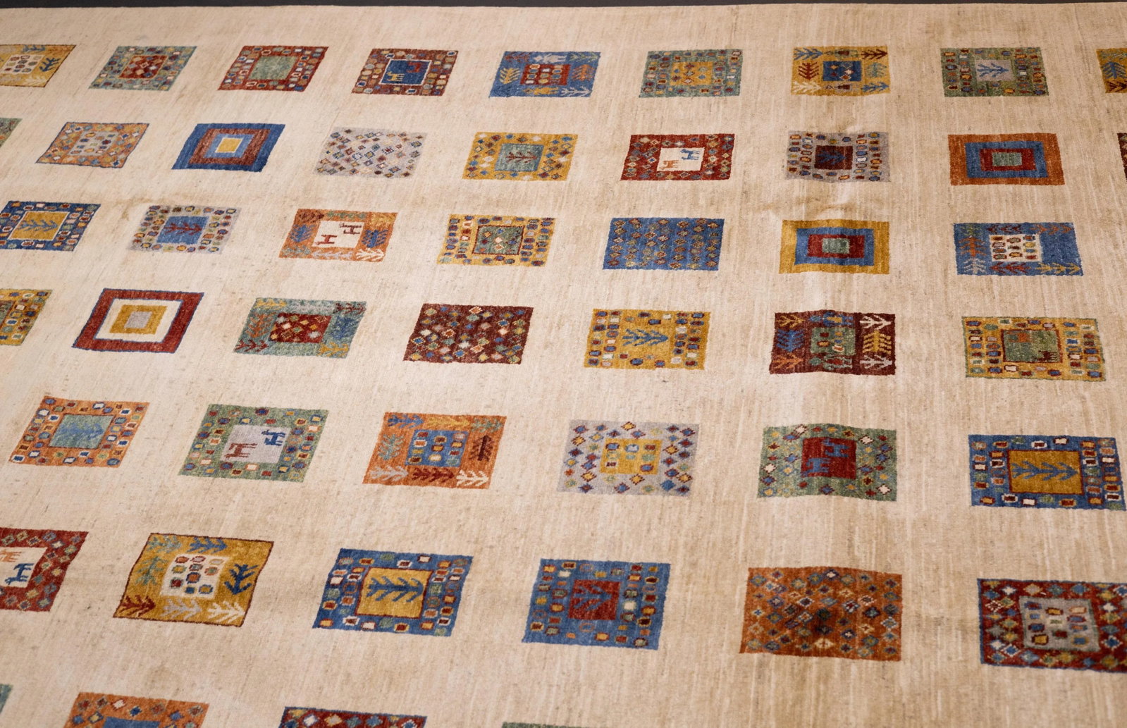 Contemporary Gabbeh Rug 6'8'' X 9'11'' - 5