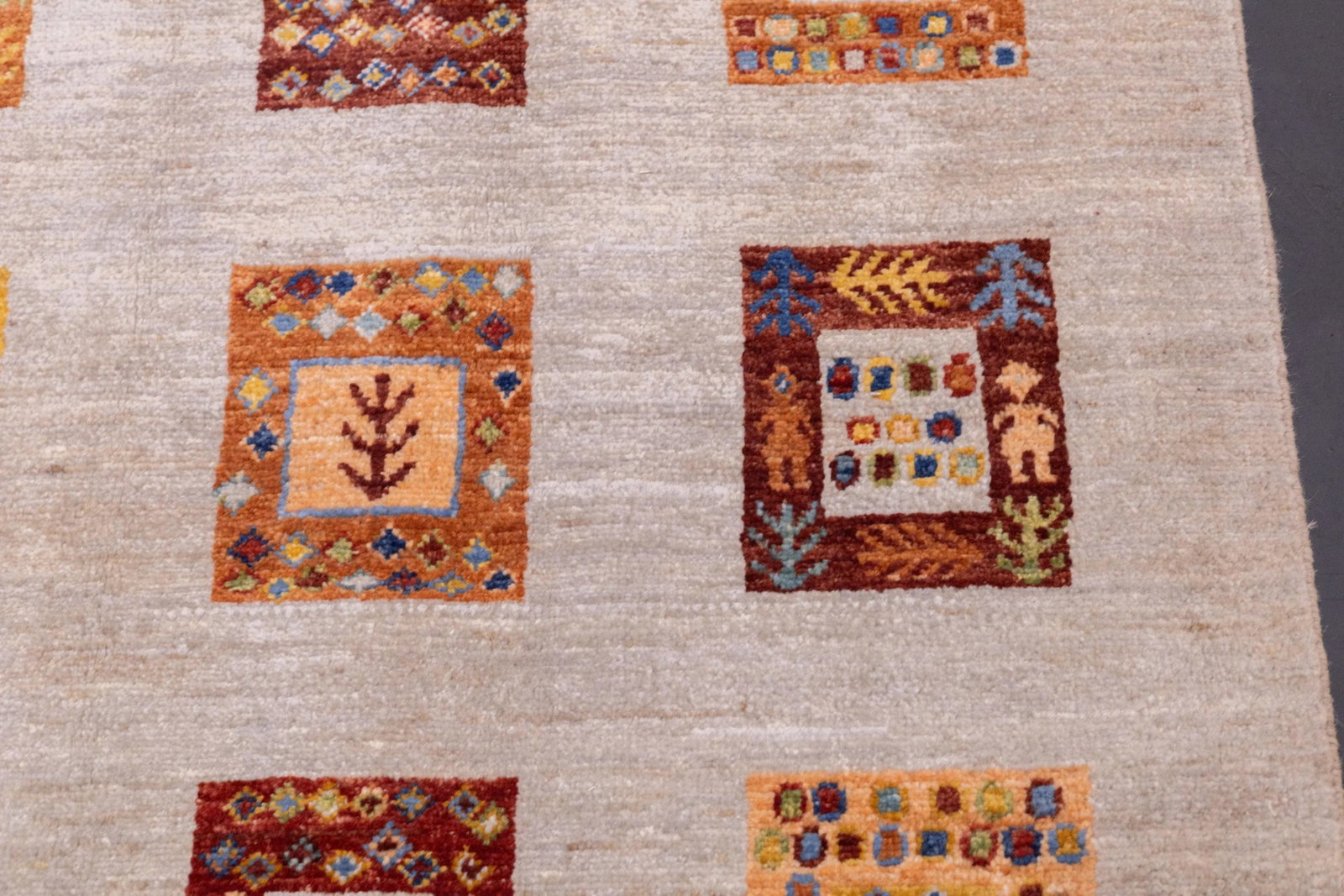 Contemporary Gabbeh Rug 3'11'' X 6'3'' - 5