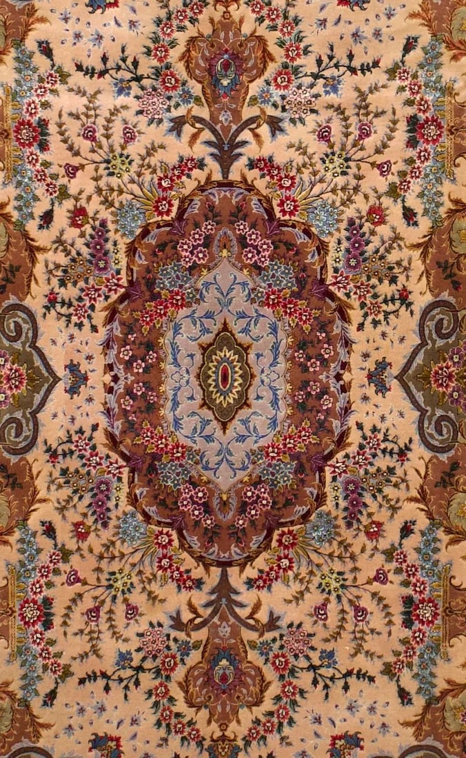 Extremely Fine Persian Tabriz Signed by Master Weaver Rug 6'5" X 10'7" - 4