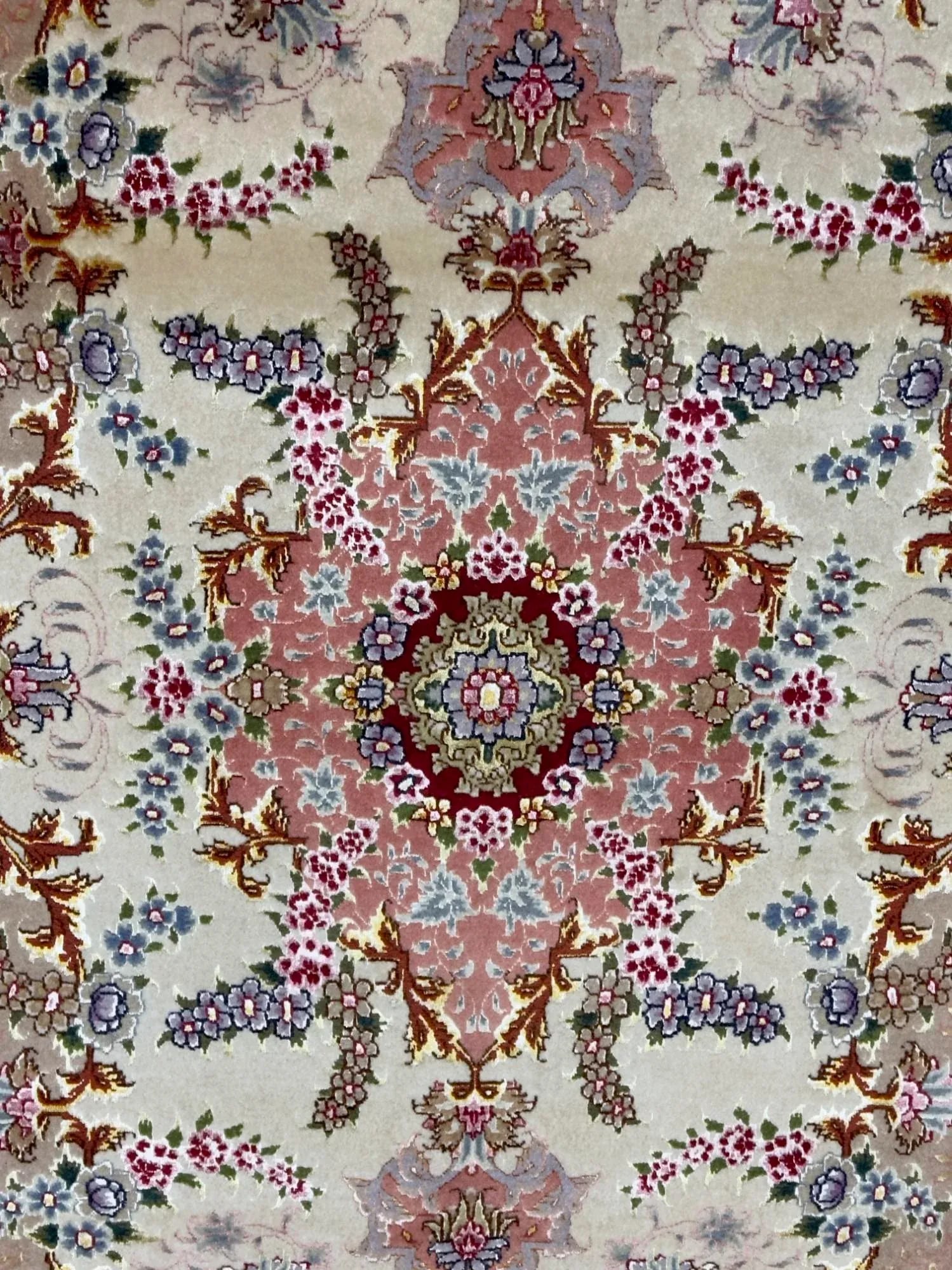 Extremely Fine Vintage Persian Tabriz Wool and Silk Rug 3'4" X 5'2" - 4