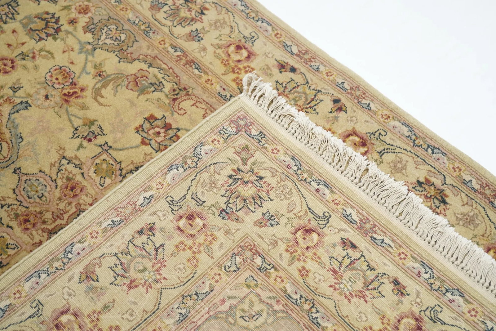 Pak Persian Tabriz Design Rug 3'9'' X 5'9'' - 10