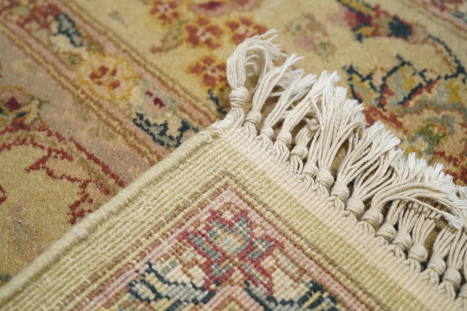 Pak Persian Tabriz Design Rug 3'9'' X 5'9'' - 11