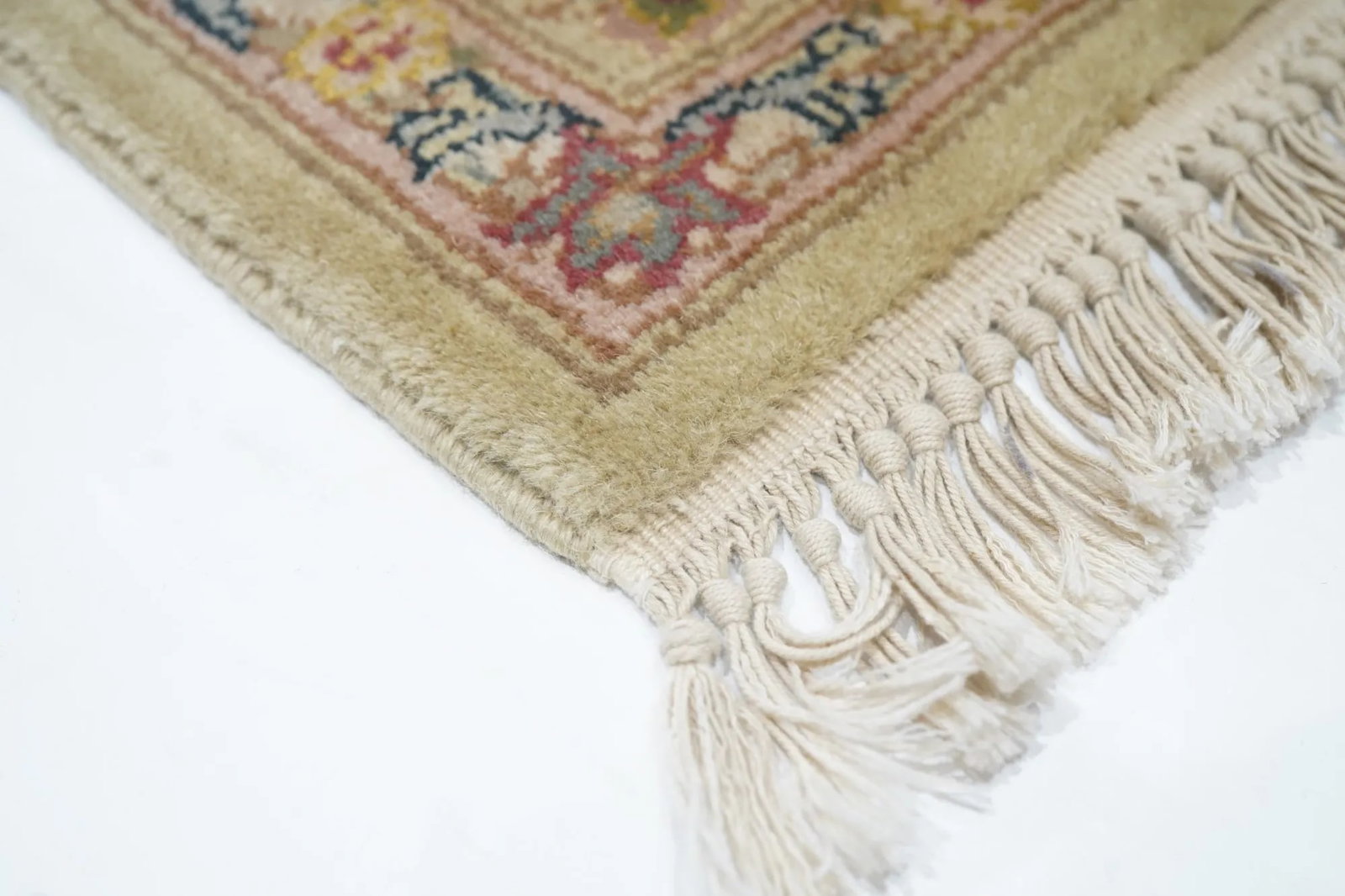 Pak Persian Tabriz Design Rug 3'9'' X 5'9'' - 4