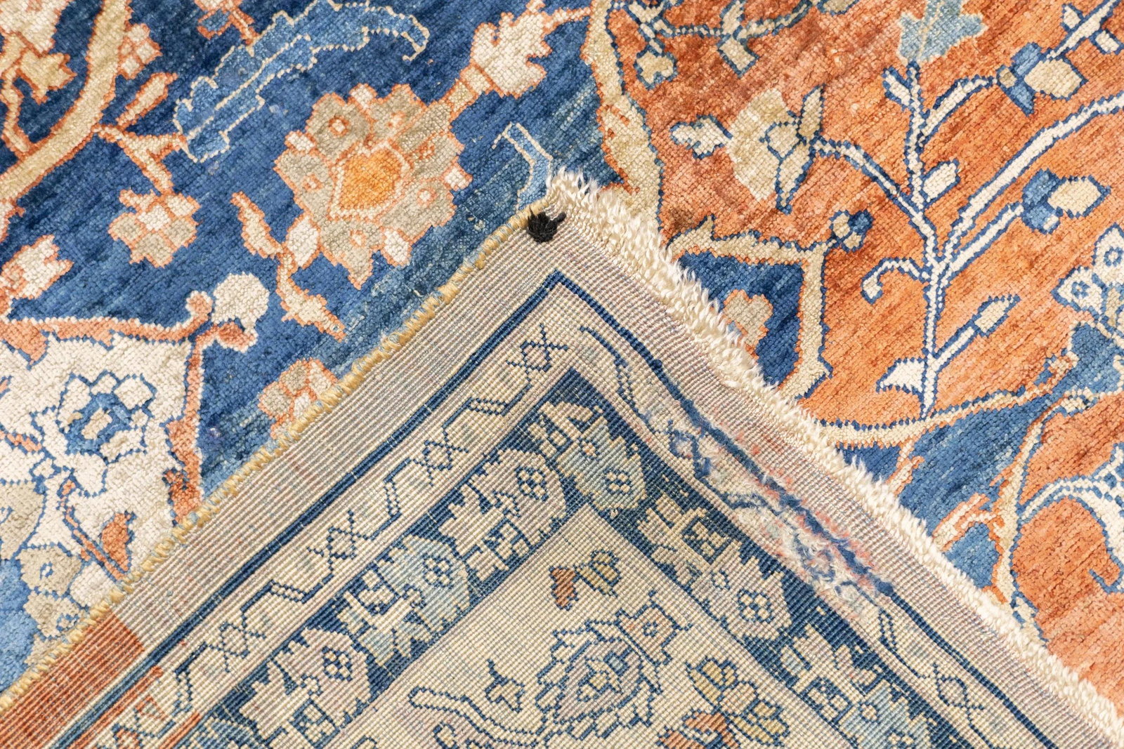 Antique Fine and Rare Persian Heriz Rug 4'7" X 6'6" - 4