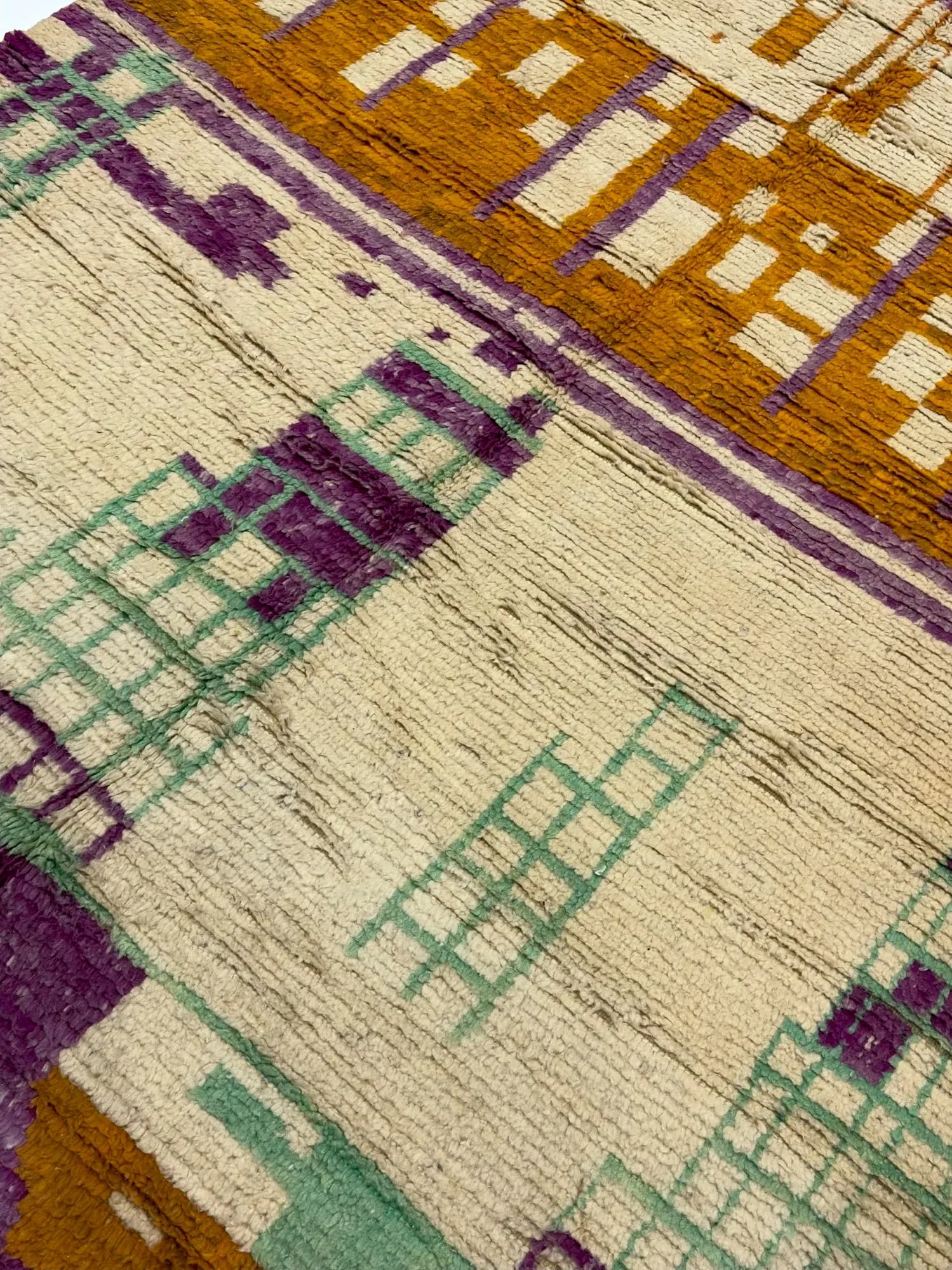 Mid Century Moroccan Rug 6'5" X 9'6" - 7