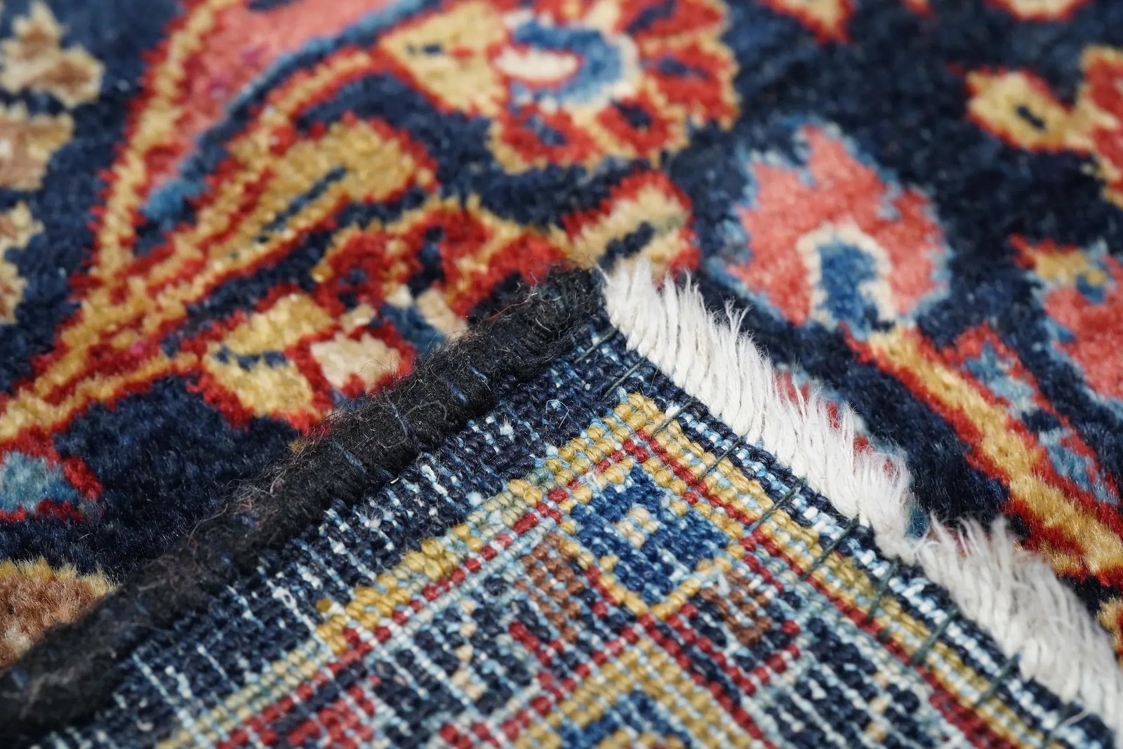 Antique Persian Sarouk Rug 6'2'' X 9'0'' - 8