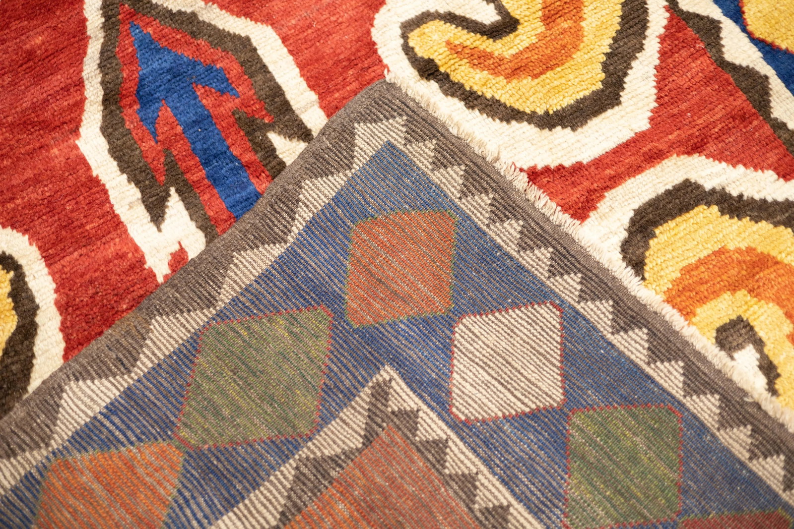 Antique Persian Gabbeh Rug 5'10" X 7'11" - 8