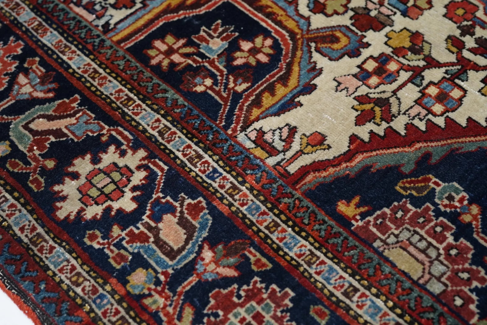 Antique Persian Farahan Sarouk Rug 4'6" X 6'9" - 10