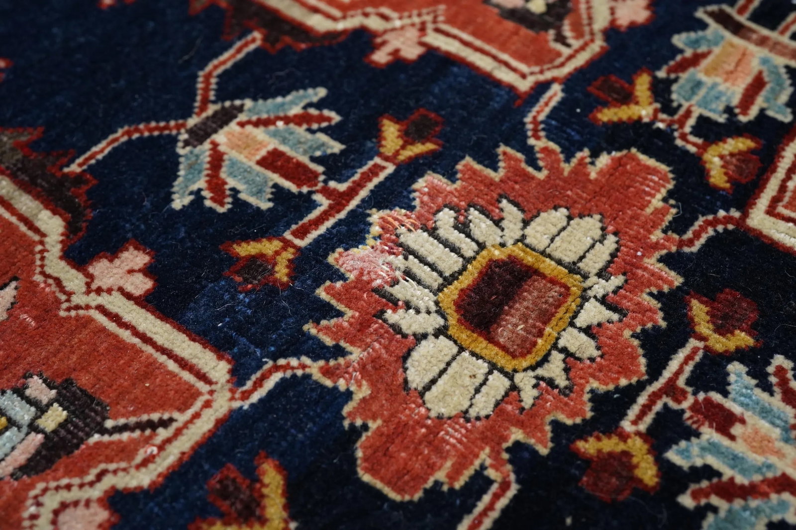 Antique Persian Farahan Sarouk Rug 4'6" X 6'9" - 7