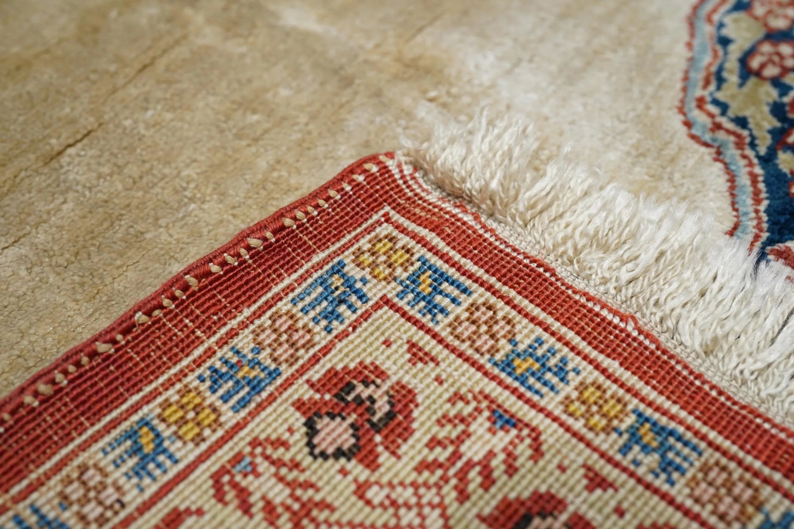 Antique Persian Tabriz Rug 4'0'' X 5'8'' - 7