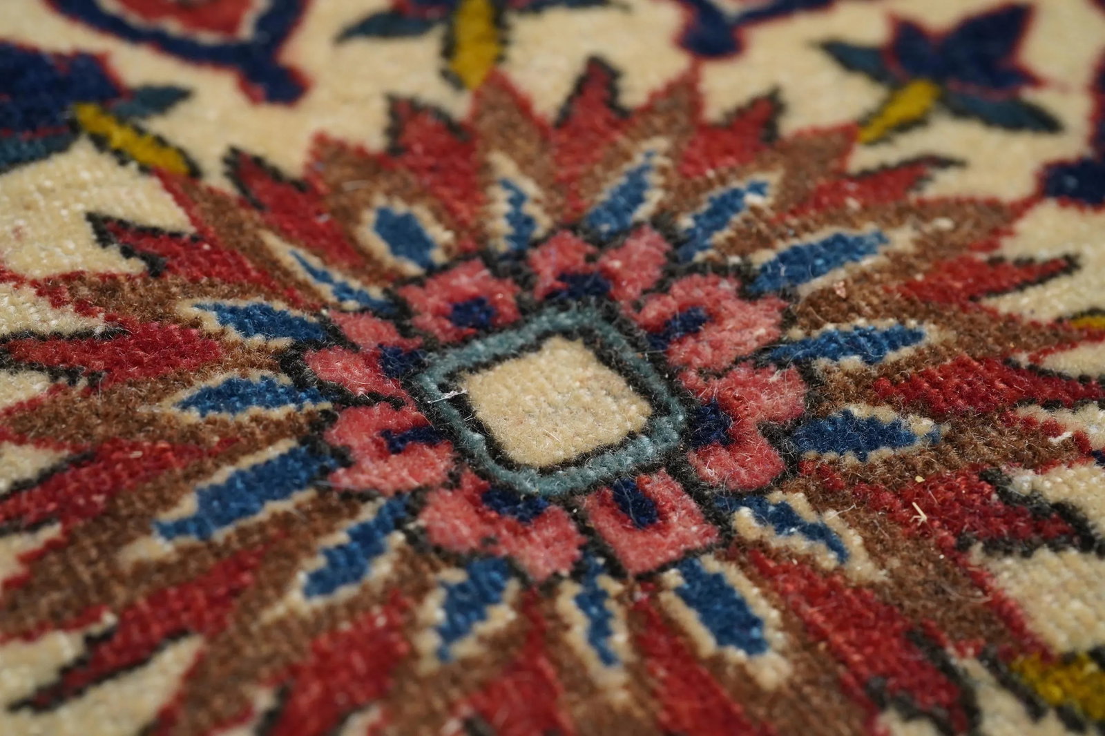 Antique Persian Isfahan Rug 6'11'' X 10'0'' - 10