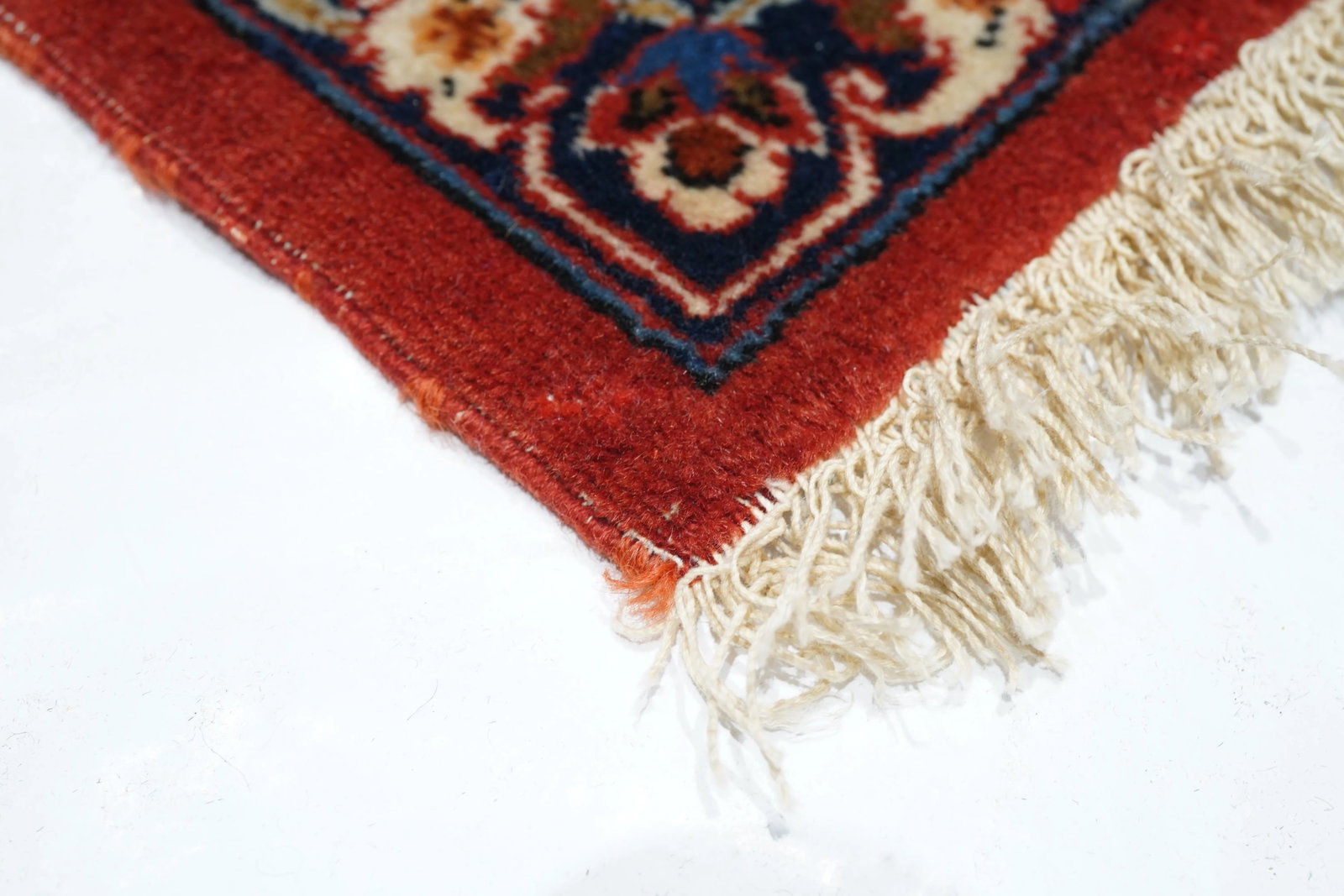Vintage Persian Isfahan Rug 7'0" X 10'5" - 3