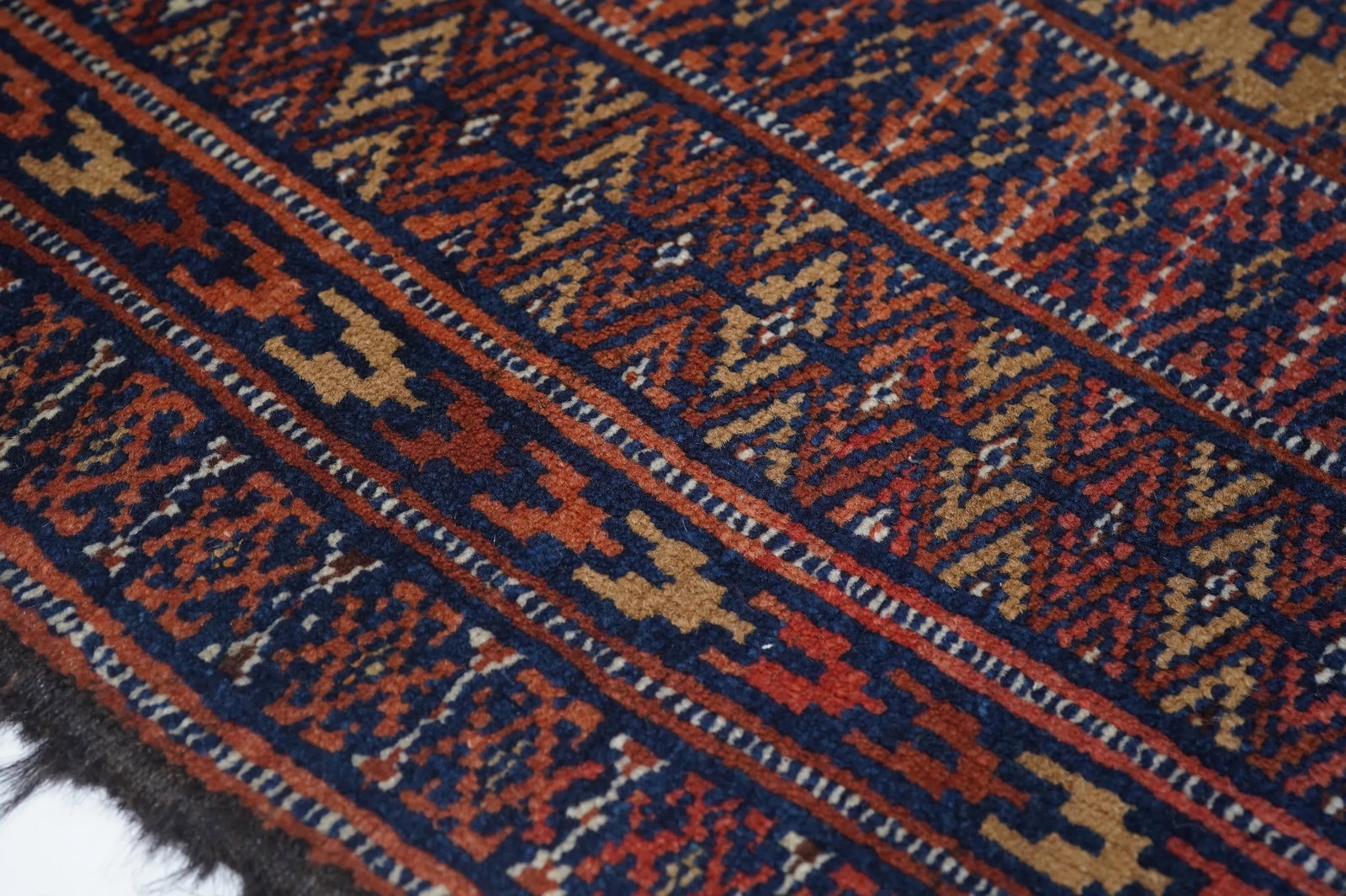 Antique Turkmen Rug 3'0'' X 5'9'' - 9