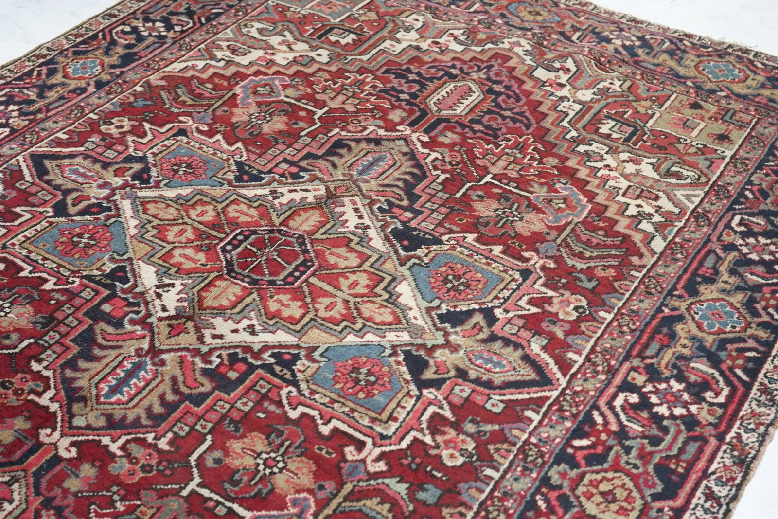 Vintage Heriz Rug 6'7'' X 9'0'' - 5