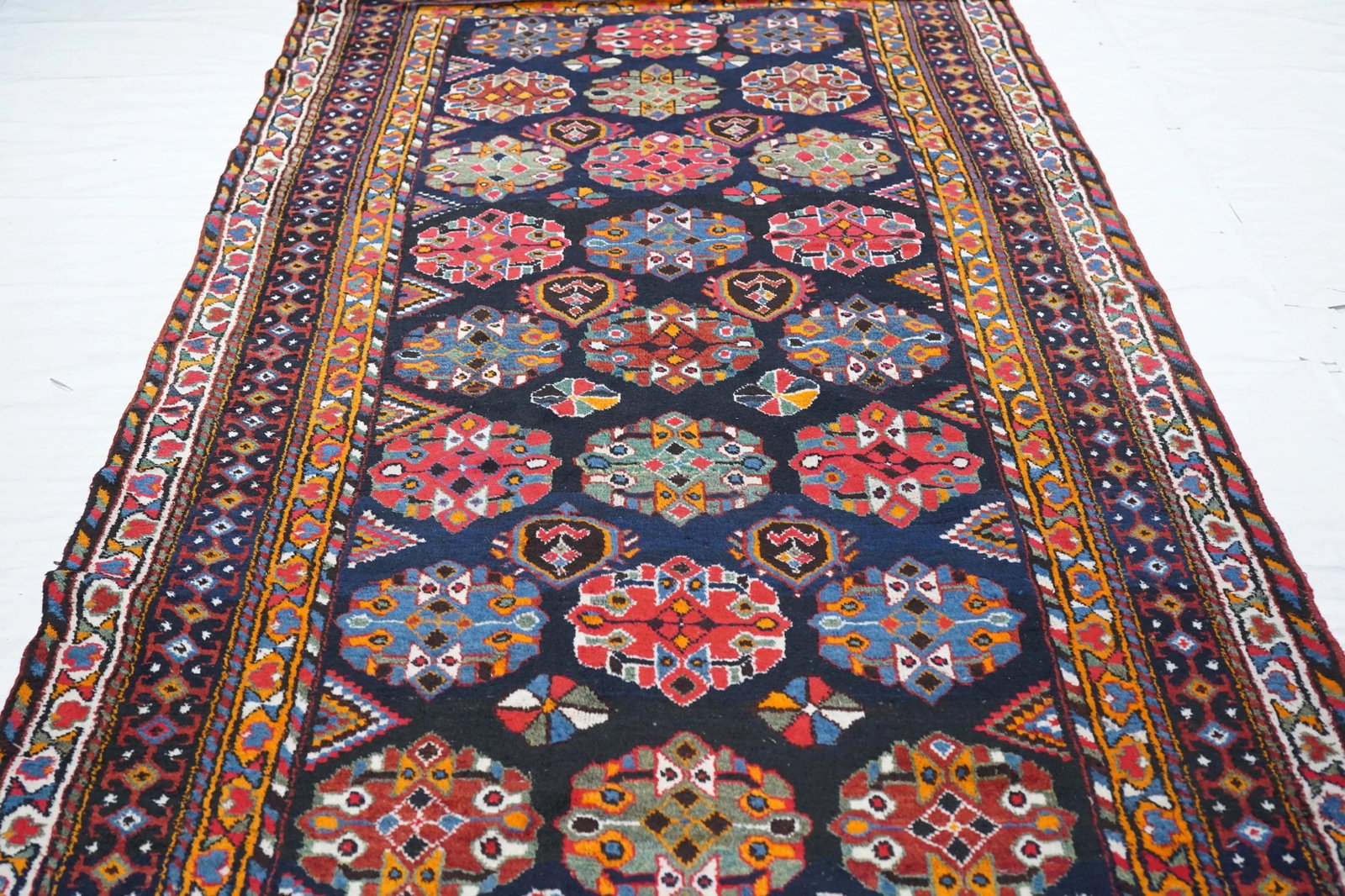Antique Shiraz Rug 5'1'' X 10'6'' - 11