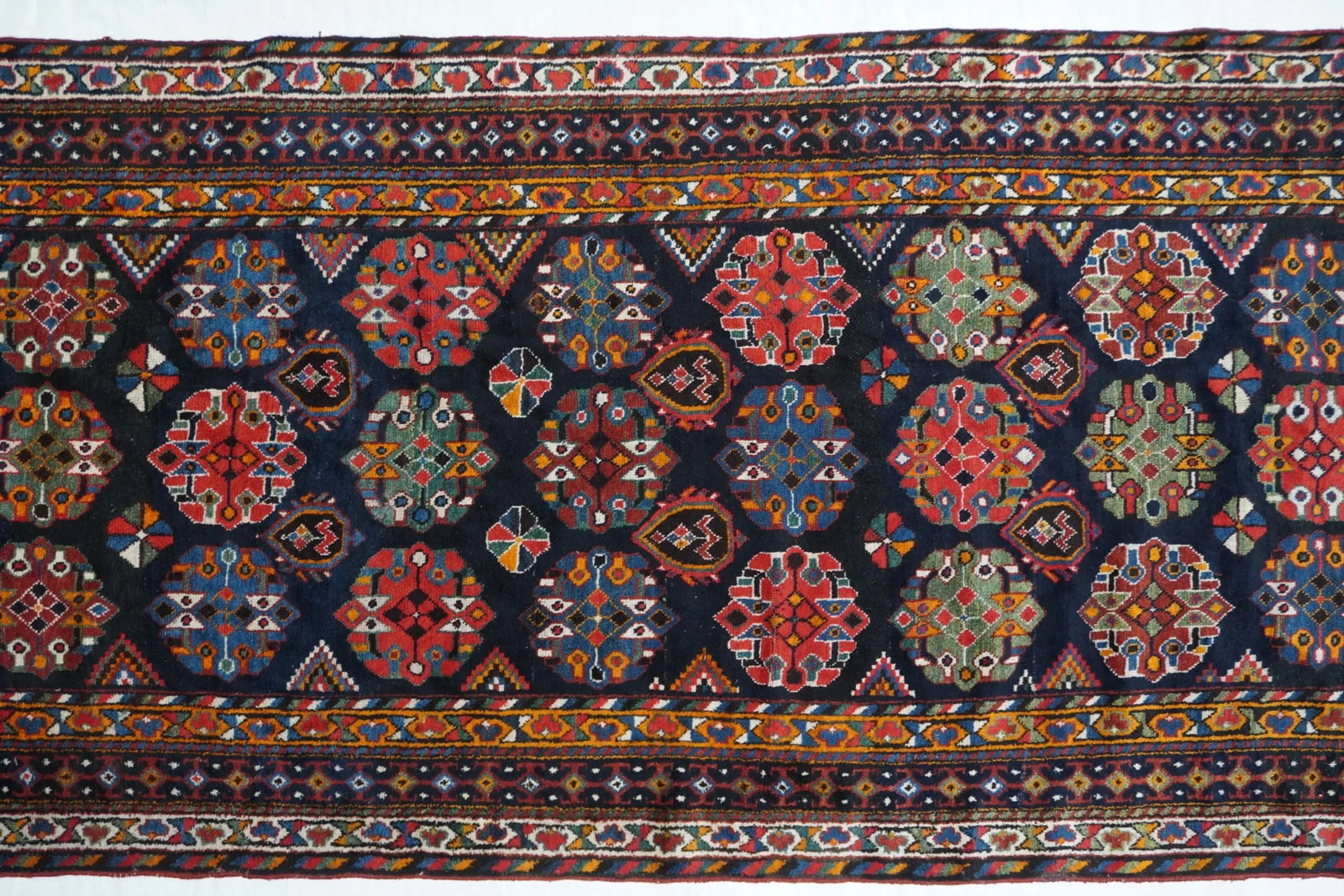 Antique Shiraz Rug 5'1'' X 10'6'' - 3