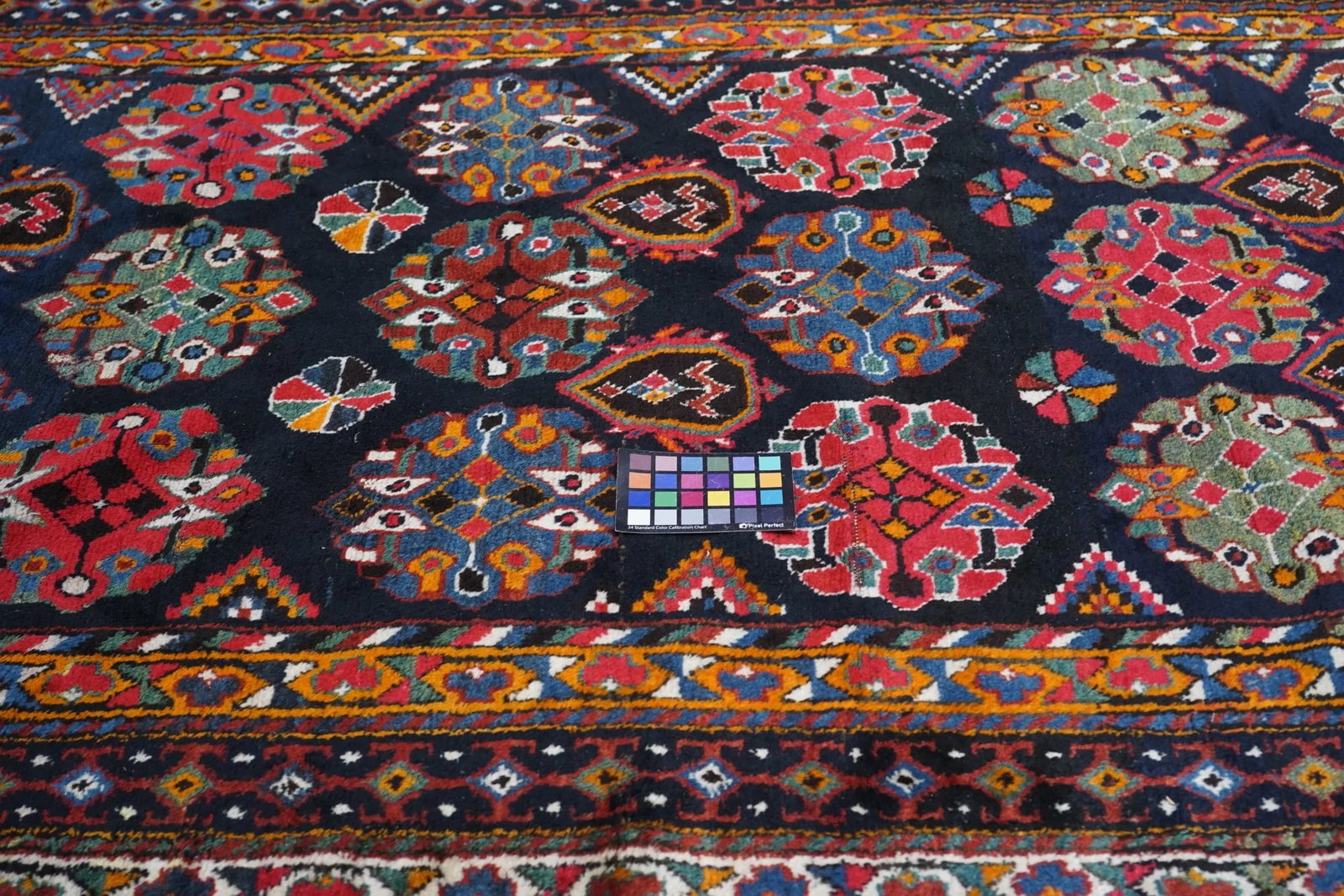 Antique Shiraz Rug 5'1'' X 10'6'' - 5
