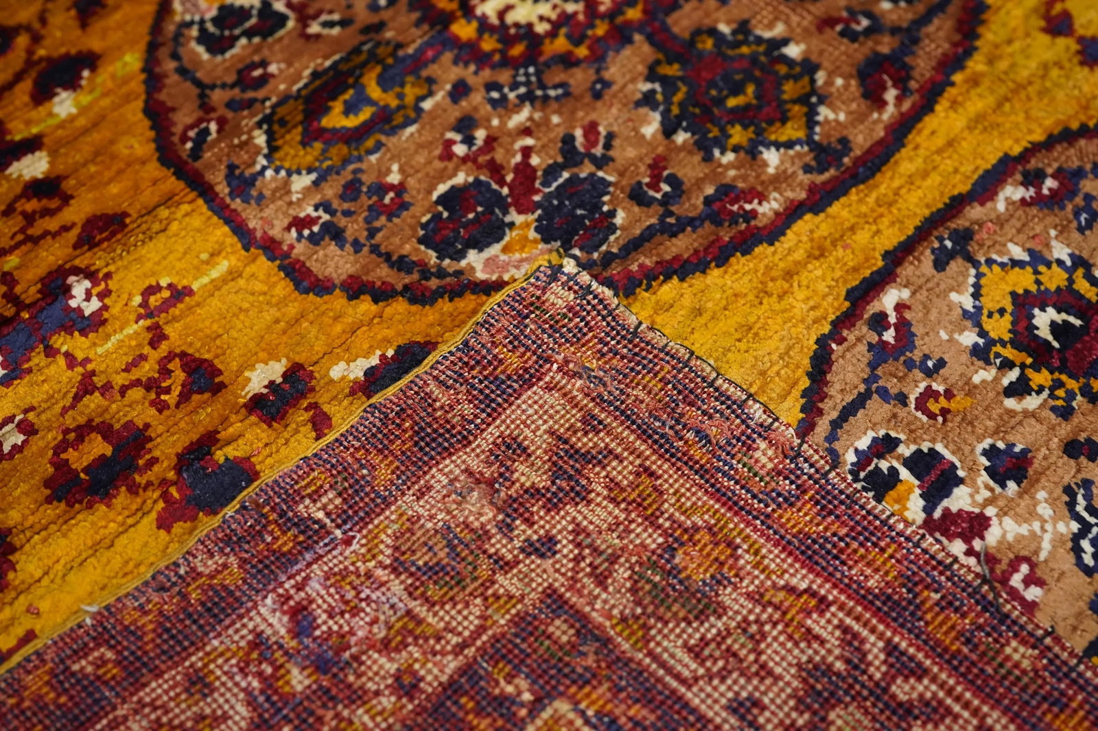 Antique Turkish Silk Rug 4'5'' X 6'3'' - 8