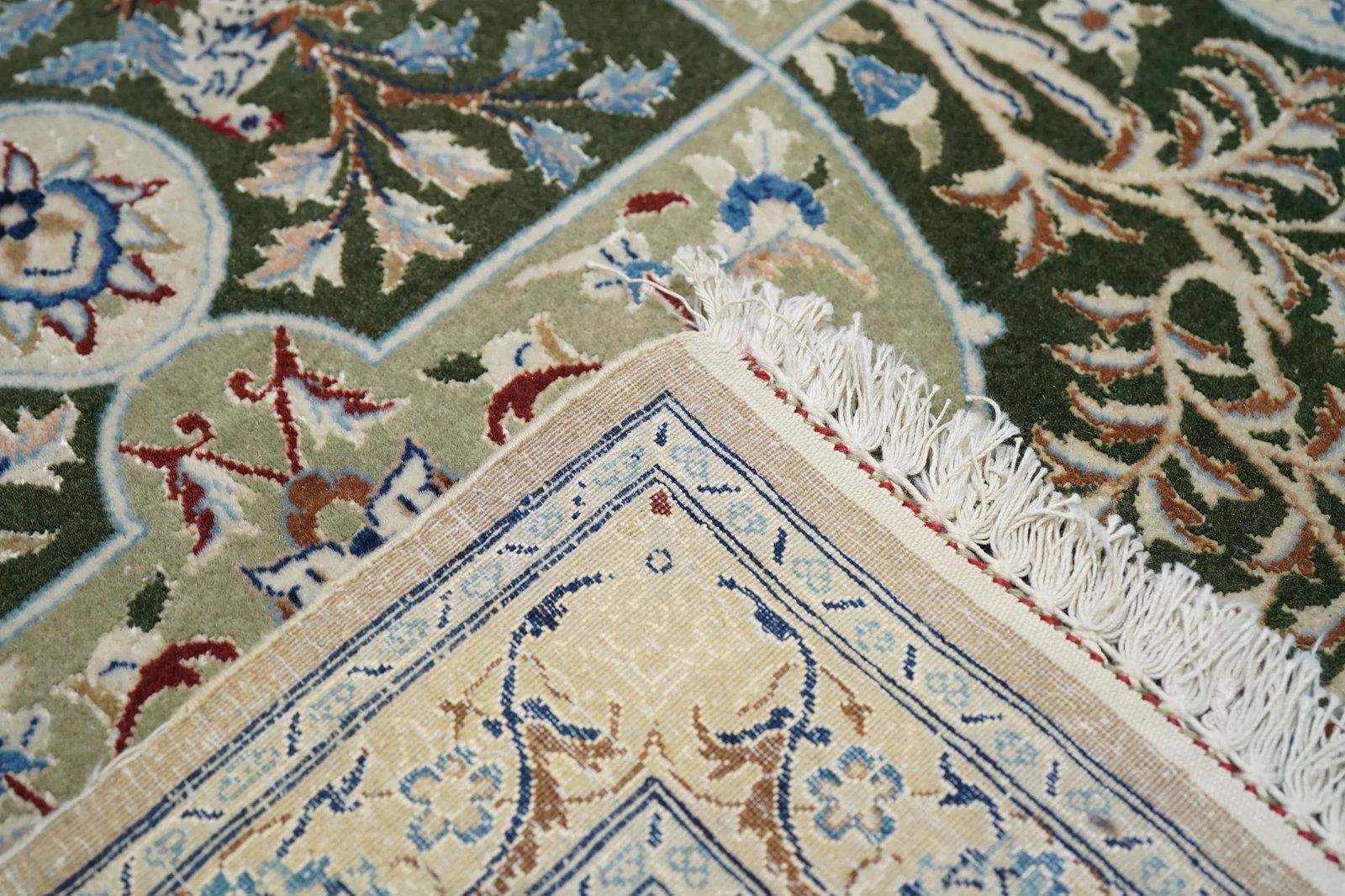 Vintage Nain Habibian Rug 5'5'' X 8'3'' - 11