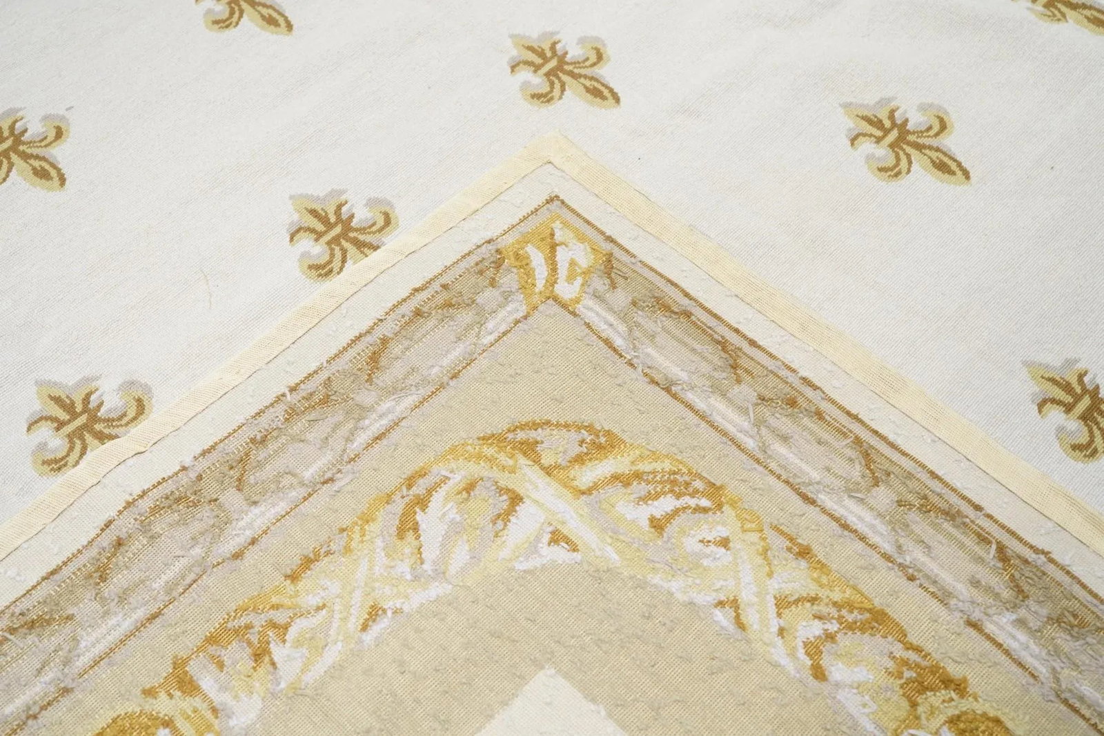 French Aubusson Design Rug 12'0" X 15'0" - 10