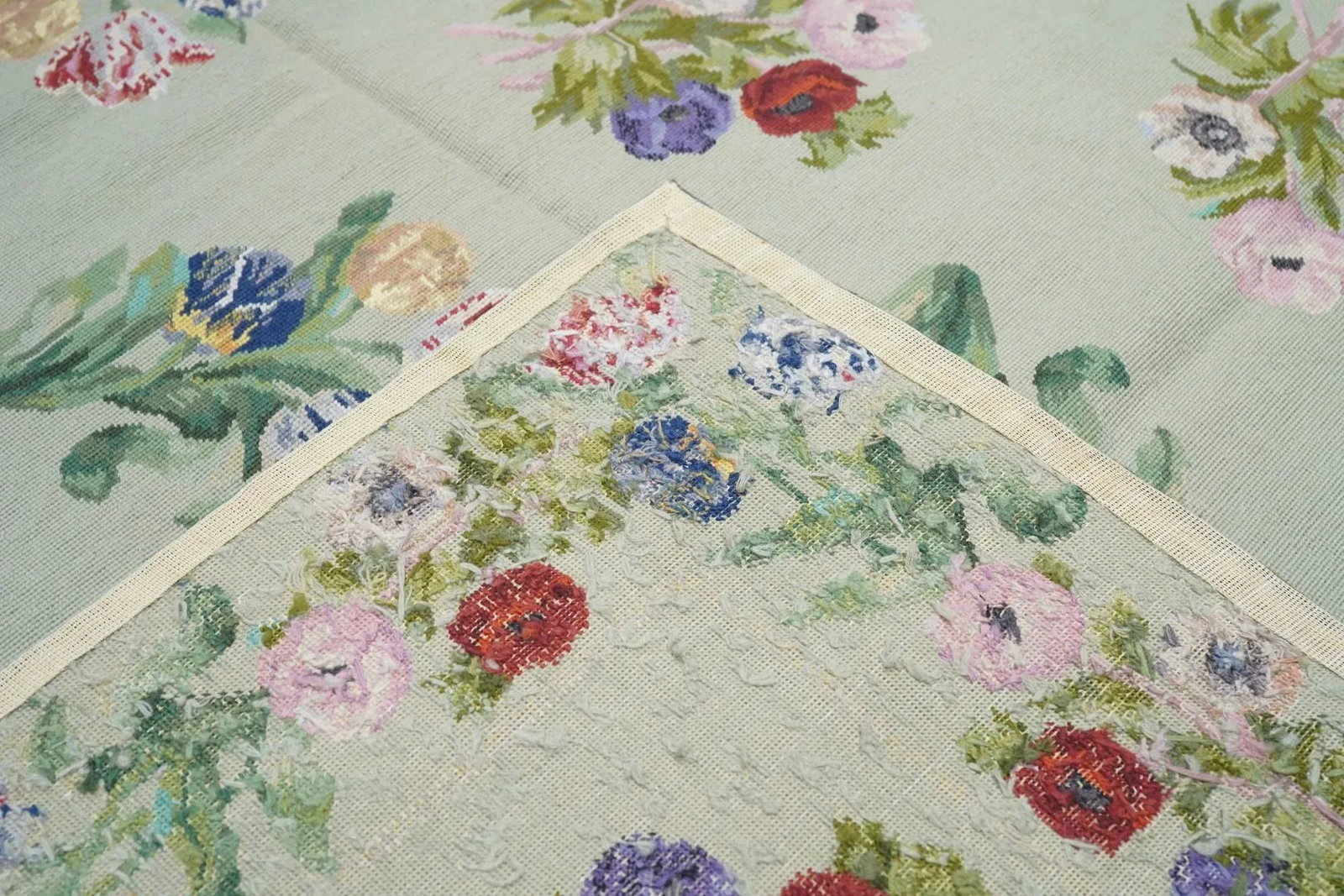 French Aubusson Design Rug 6'0" X 9'0" - 10
