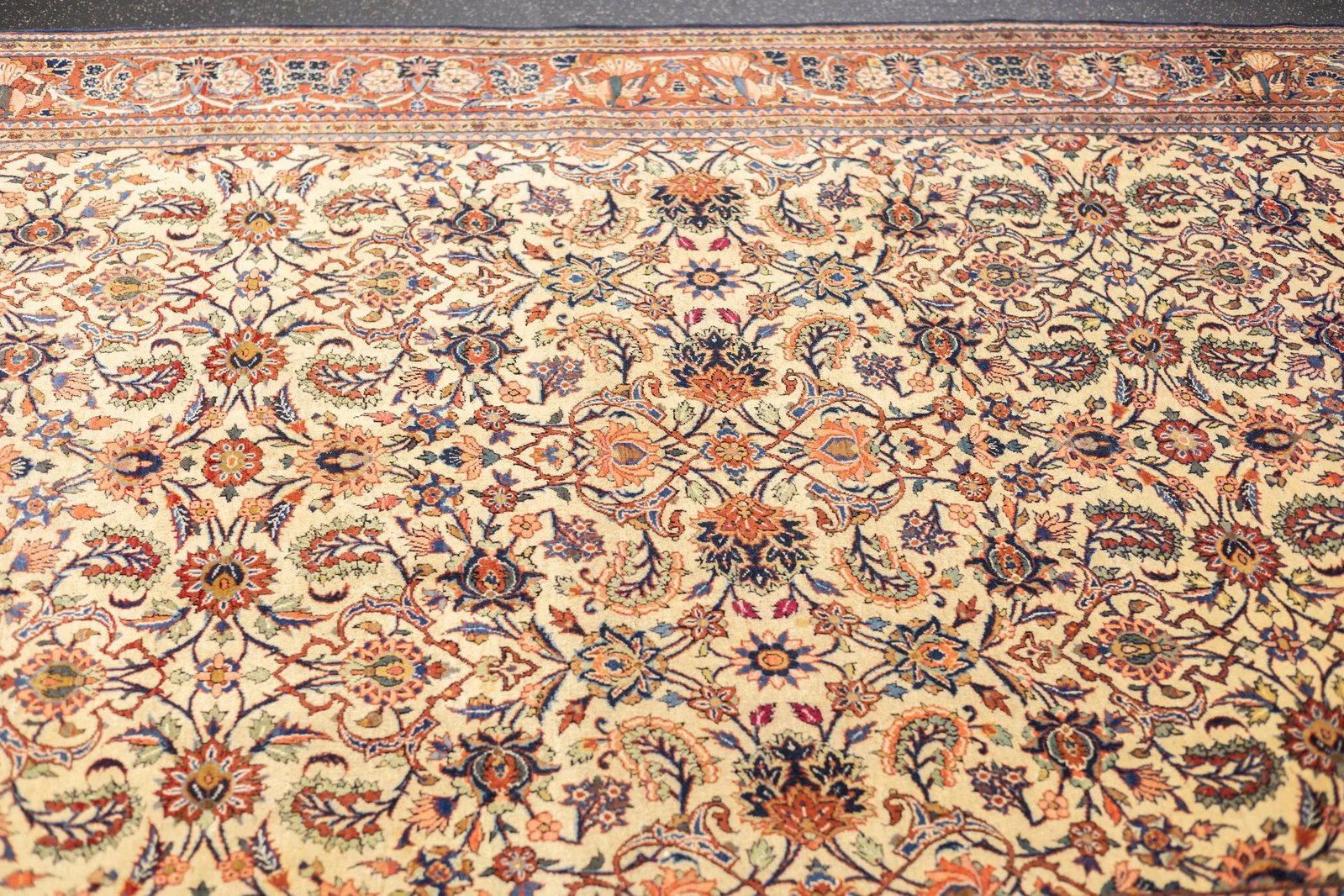 Antique Persian Kashan Rug 6'9" X 9'3'' - 10