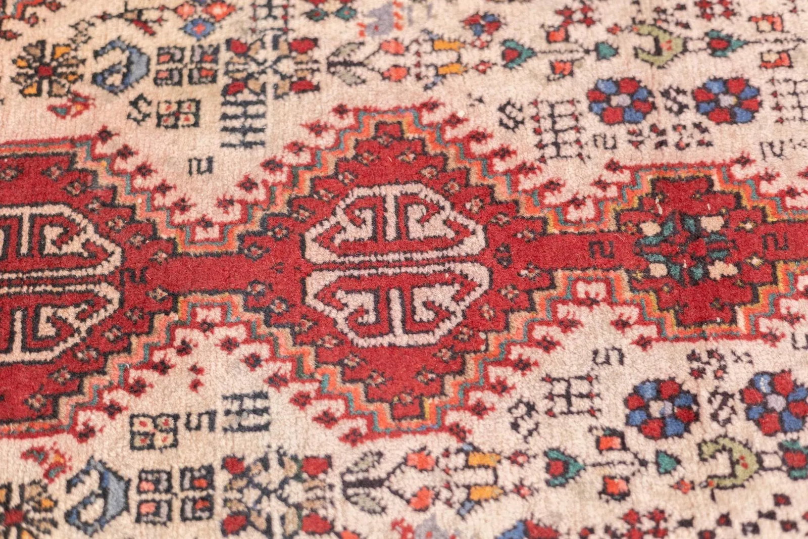 Vintage Persian Abadeh Rug 2'0" X 4'8" - 6