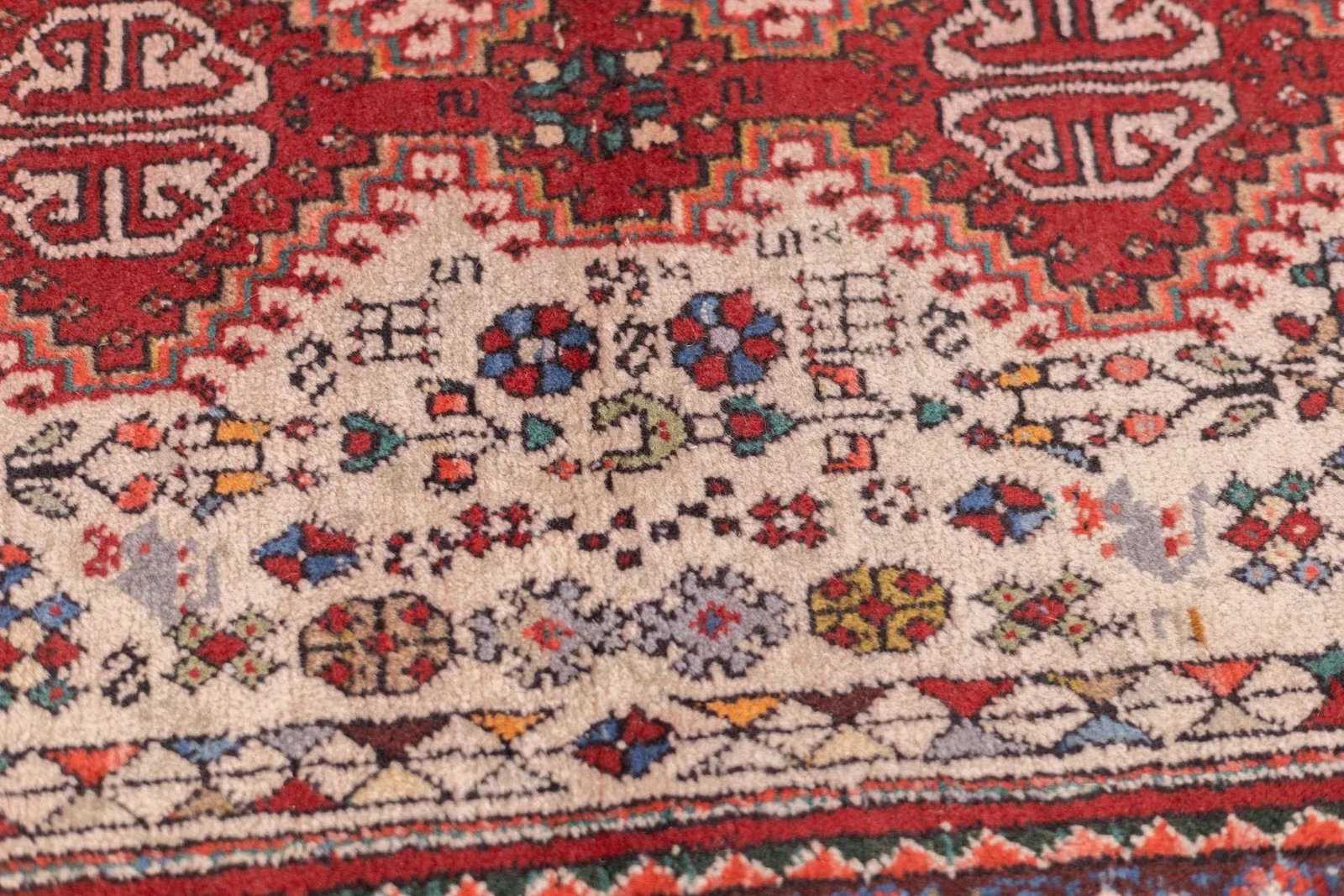 Vintage Persian Abadeh Rug 2'0" X 4'8" - 7