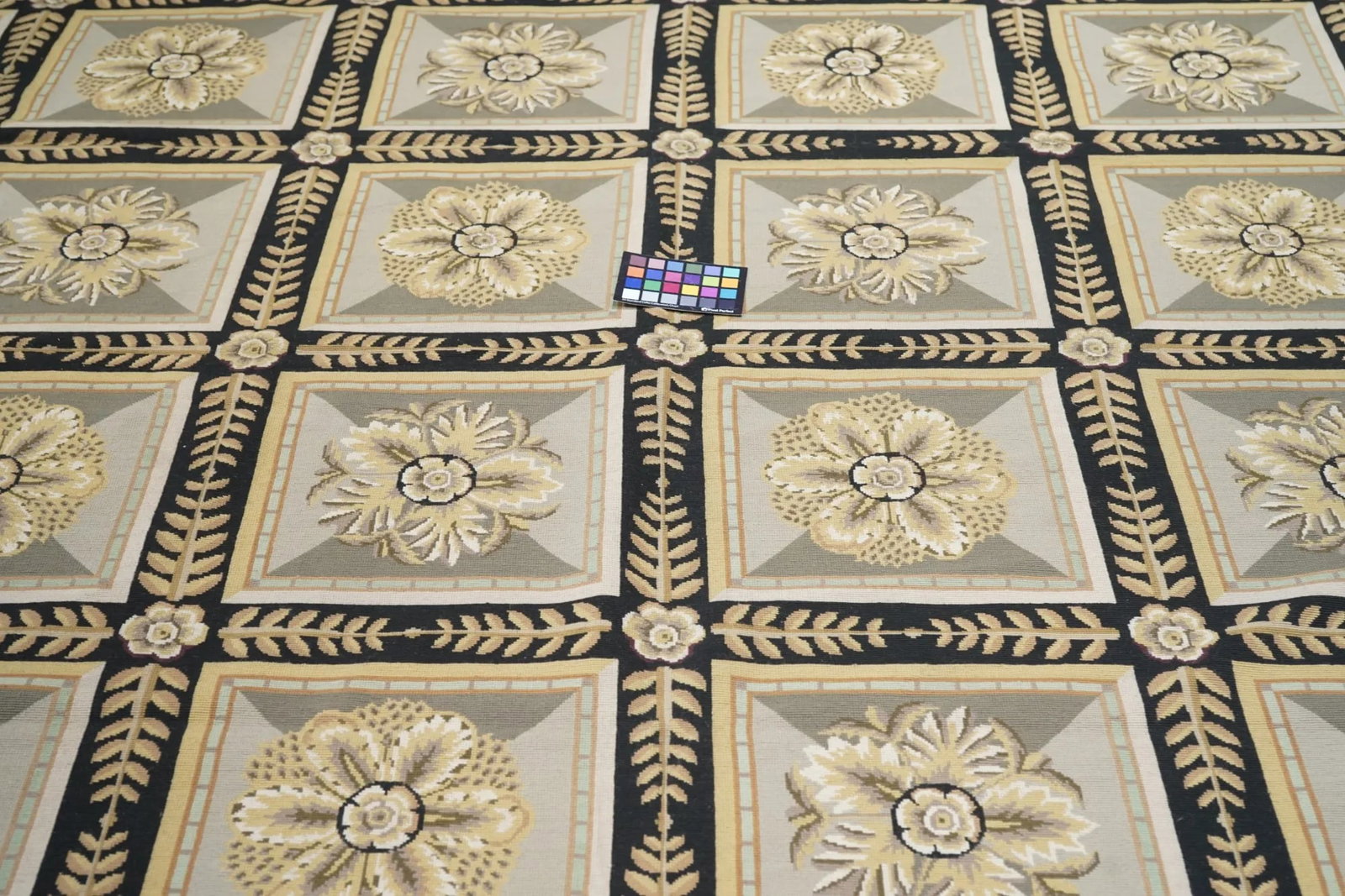 French Aubusson Design Rug 10'0" X 14'0" - 7